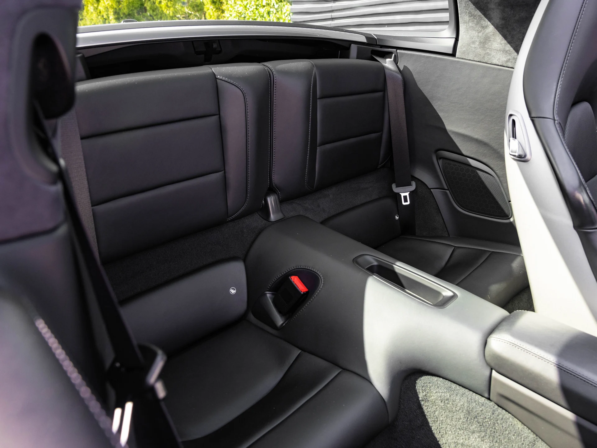 mph024_175176159_c84e96a2970c27e441a53f5901a5d7be_218d18c791