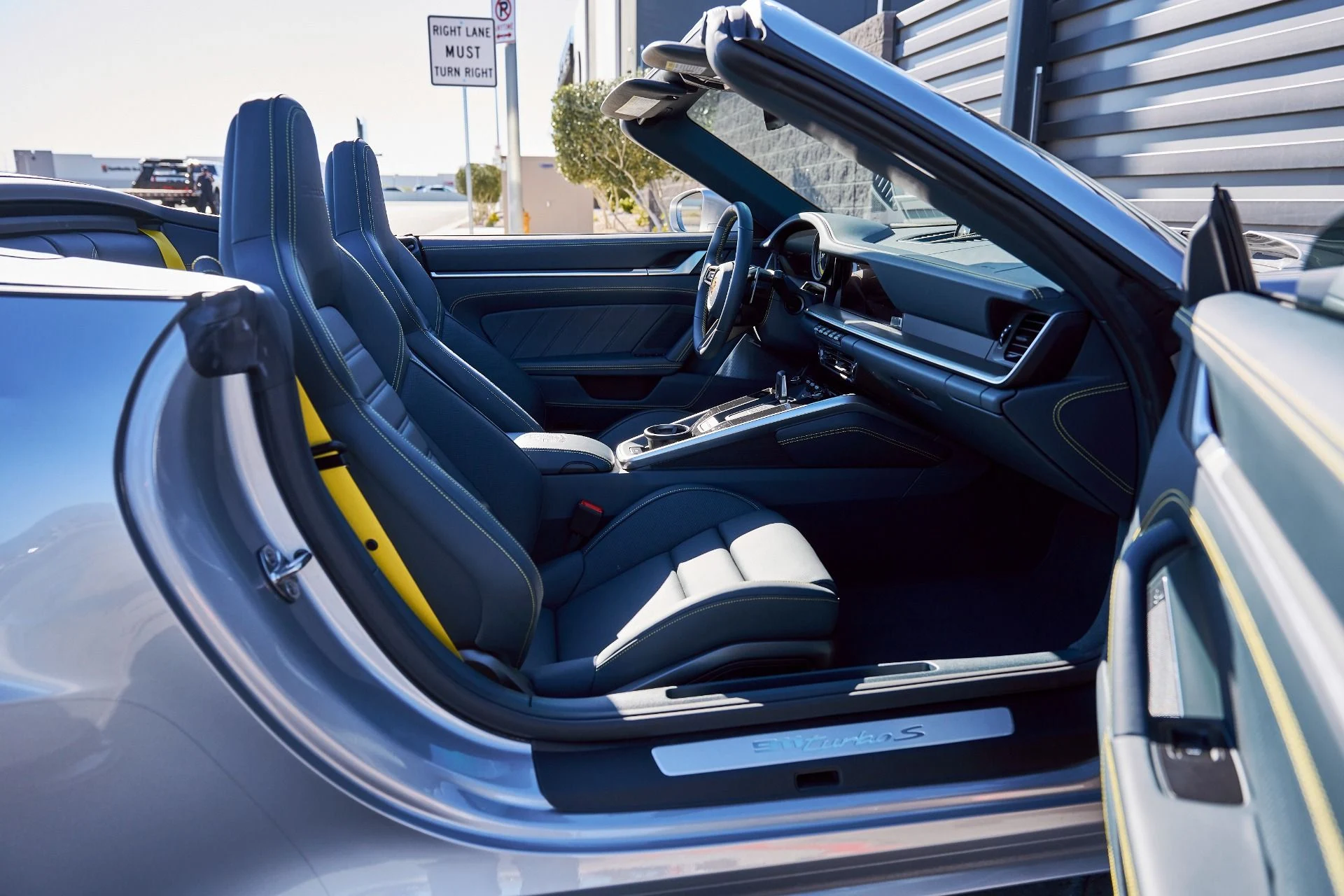 mph024_1756108596_Used_2024_Porsche_911_Turbo_S_1768438259_db57d71175