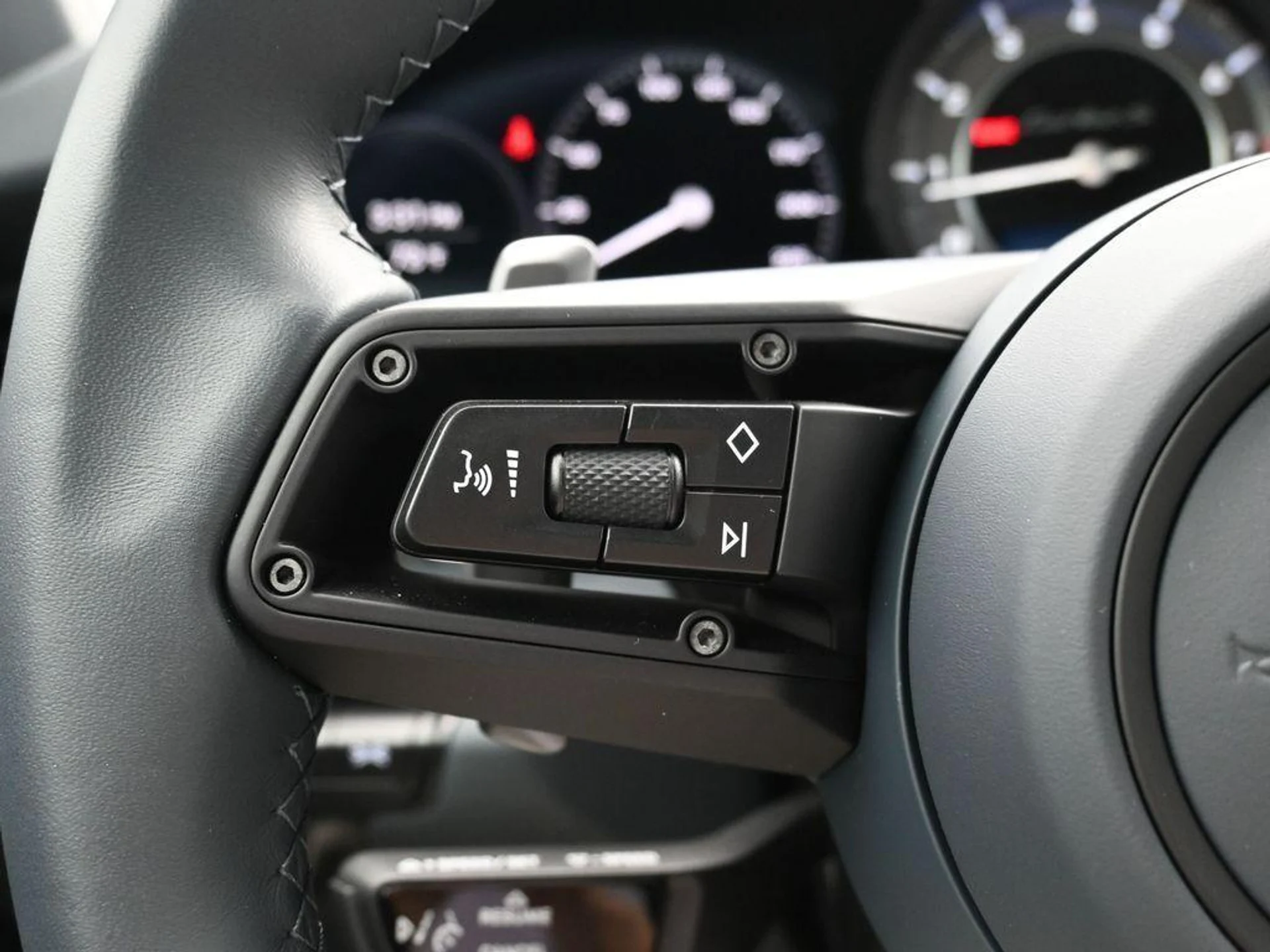 mph024_1756267539_I_Rvd_XHM_5_Z_Wp_Tu_F7gef_G9y8_AC_7_JY_6169a9392f