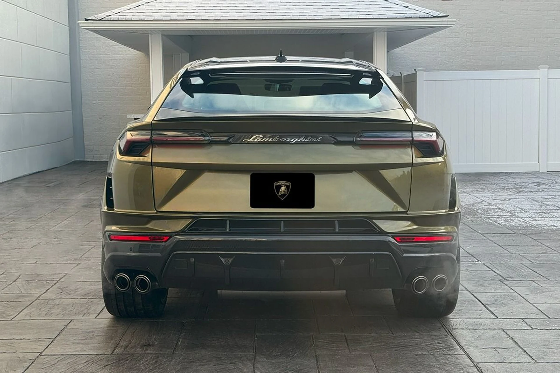 mph024_1758249899_Used_2024_Lamborghini_Urus_Performante_1737380299_22a48a9136