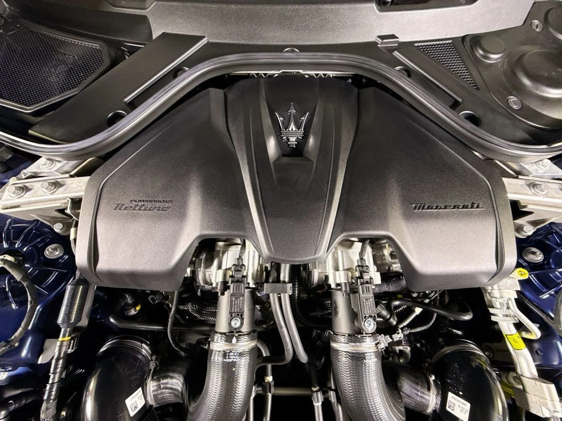mph024_1763029986_new_2026_maserati_grancabrio_convertible_11350_23043236_26_1024_d981ef053d