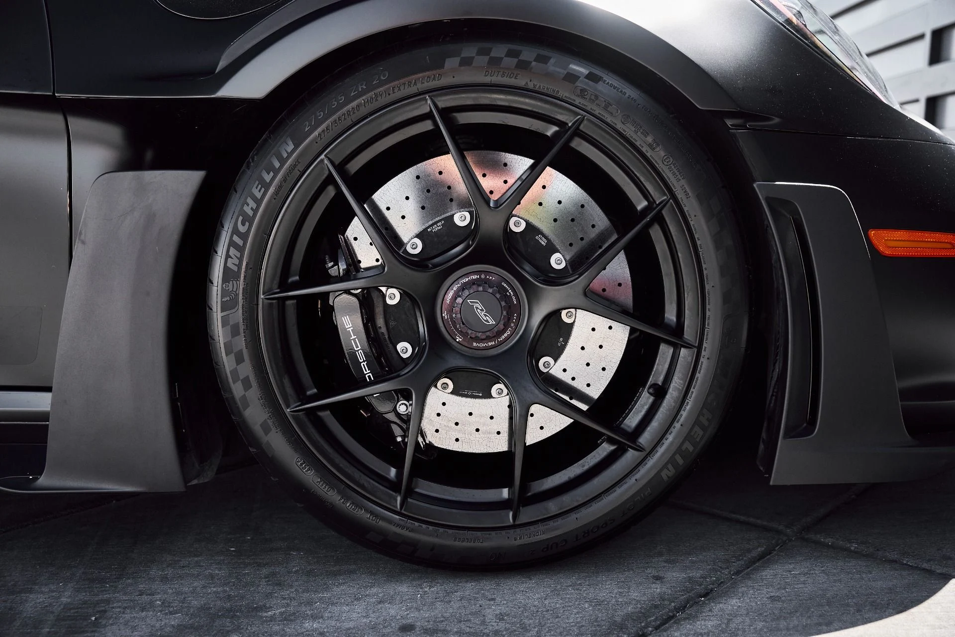 mph024_1765662763_Used_2025_Porsche_911_GT_3_RS_1776295533_d8223cb125