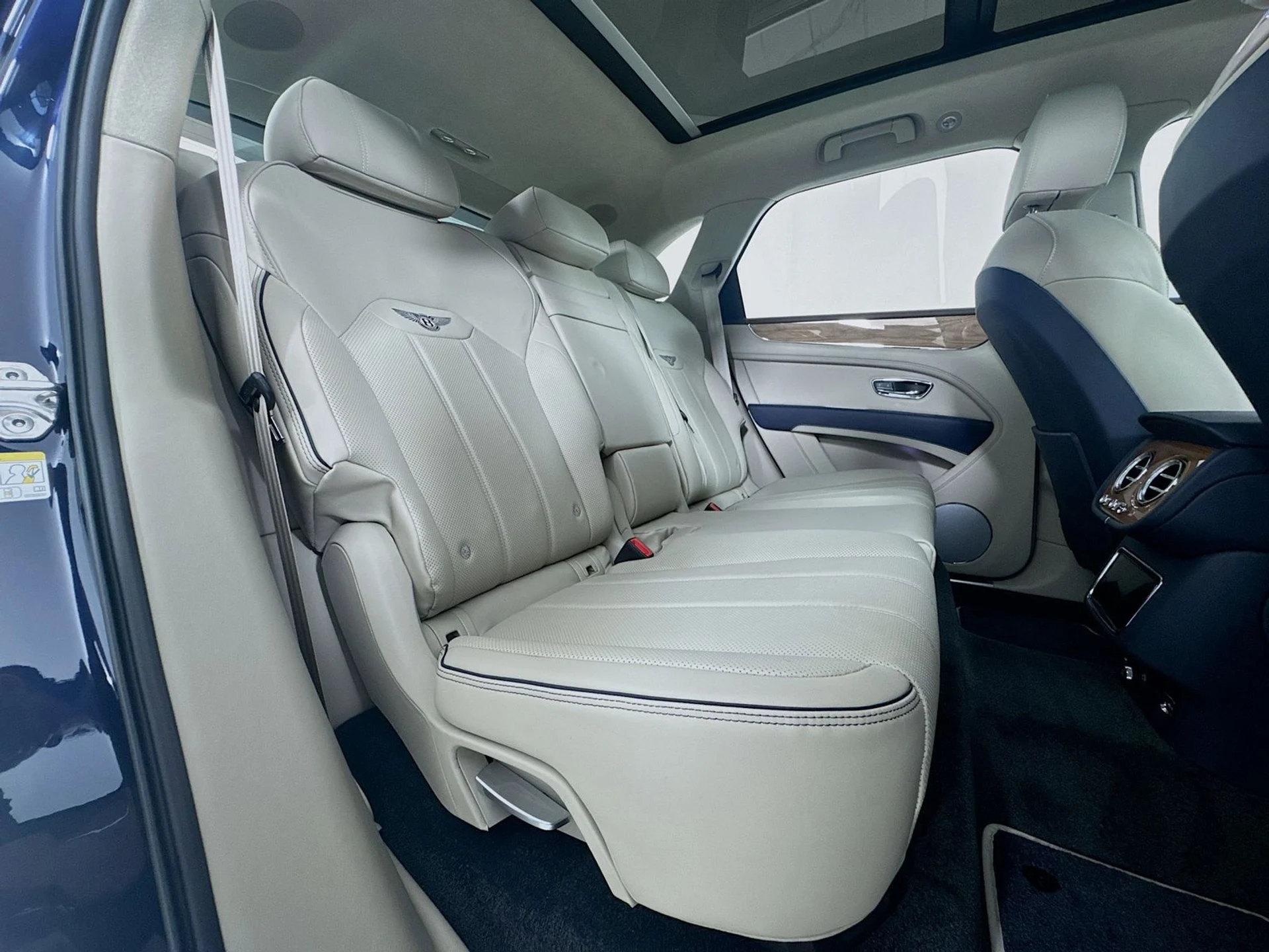 mph024_17701685_21c27957990da8fad66e820cc7afc394x_ff409db3ab