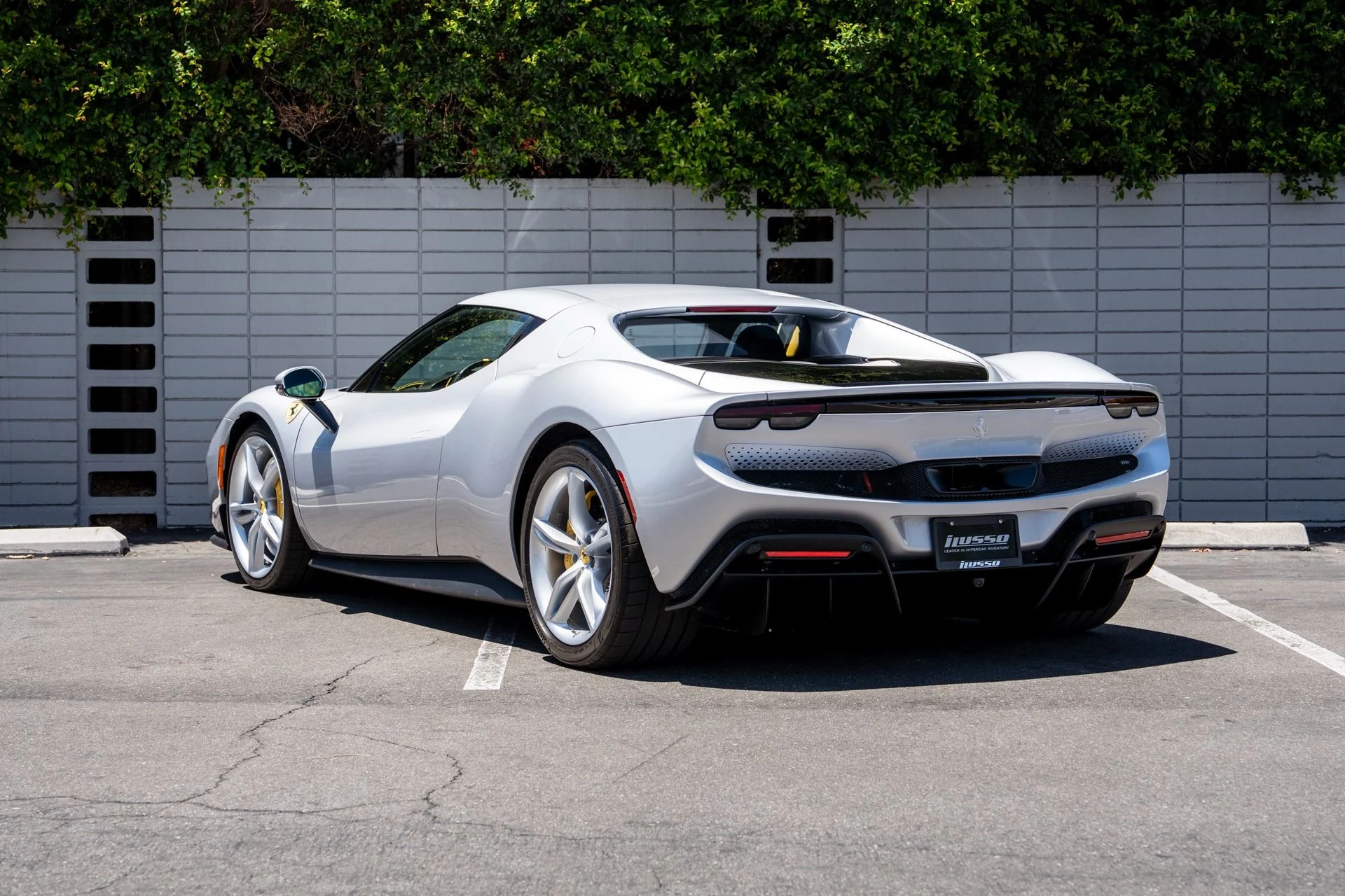 mph024_178230588_Used_2025_Ferrari_296_GTB_1754336968_d46f443611