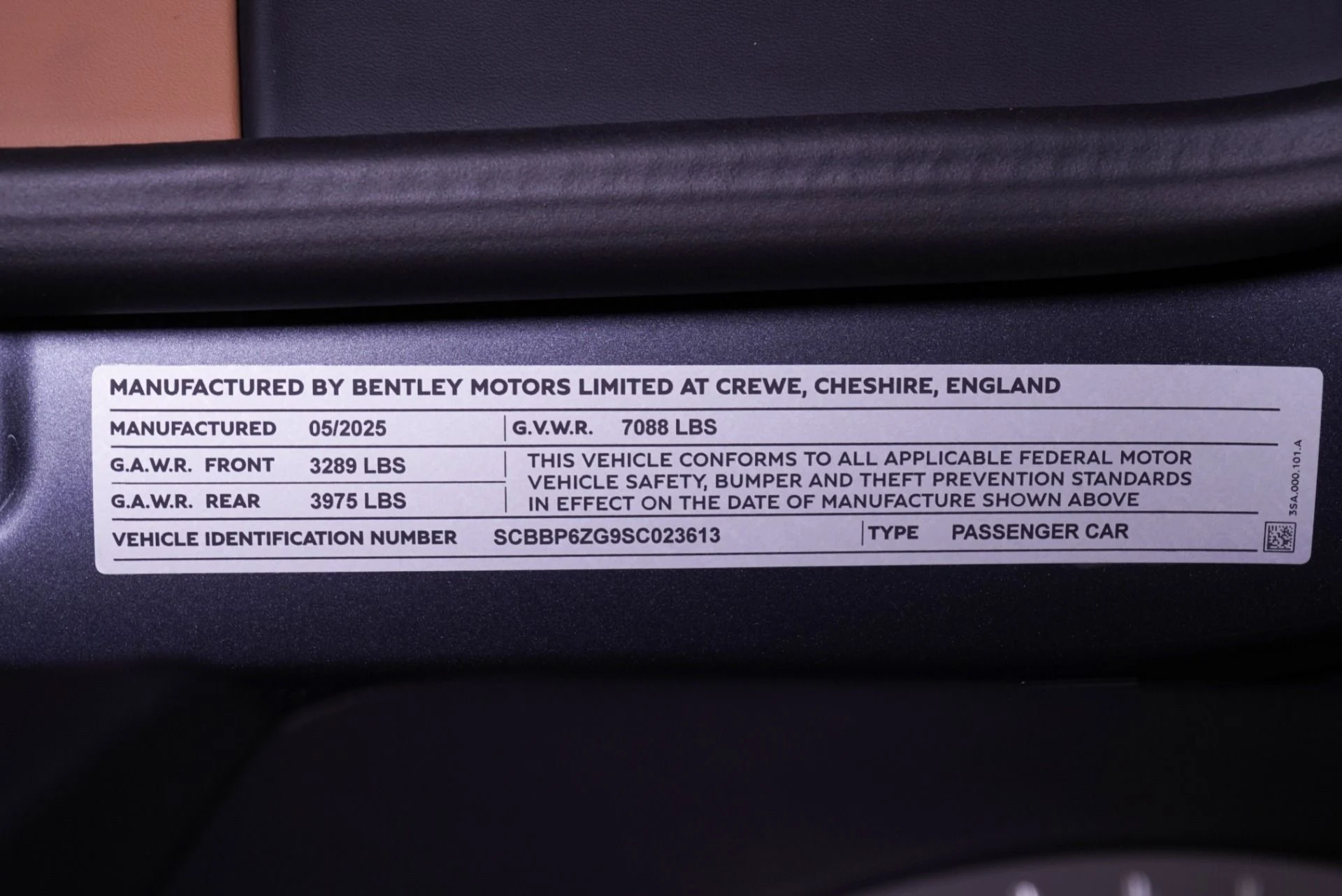 mph024_1783174684_New_2025_Bentley_Flying_Spur_Black_Edition_1760384463_d41e58c0c7