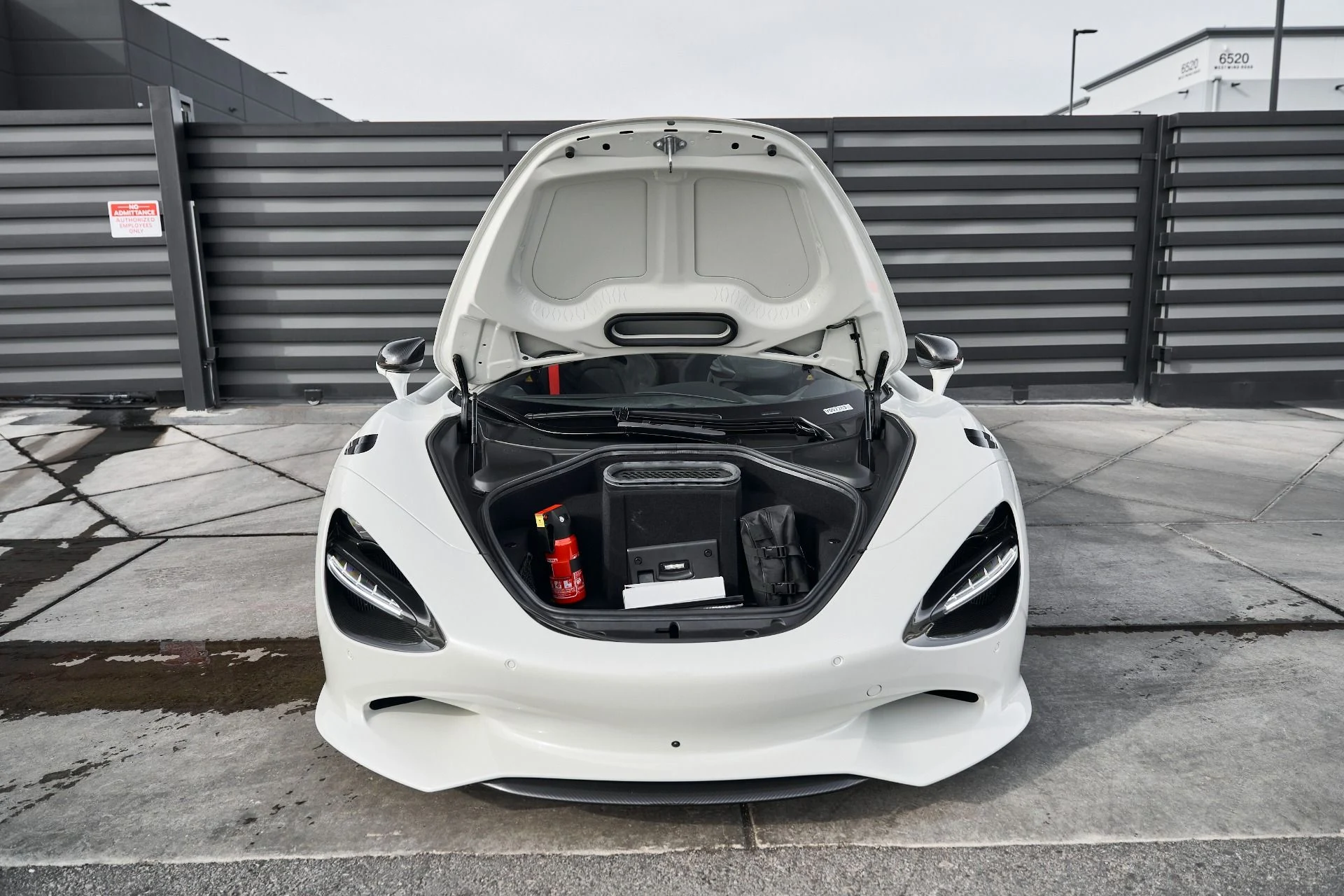 mph024_1786586364_Used_2024_Mc_Laren_750_S_1769048293_0459ac5a6d