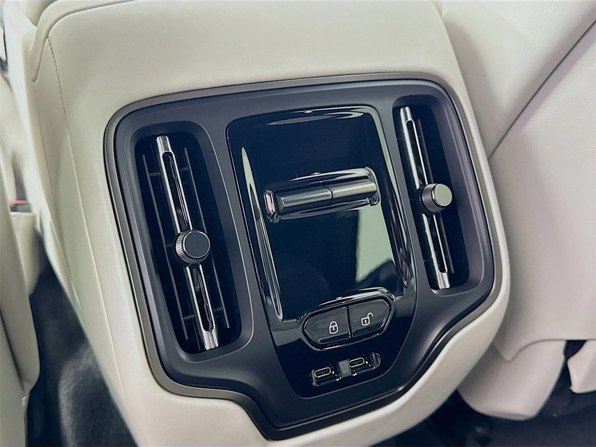 mph024_1801075310_8999c53dc6e9daa27dab8f1c1fe9e618x_147e777adf