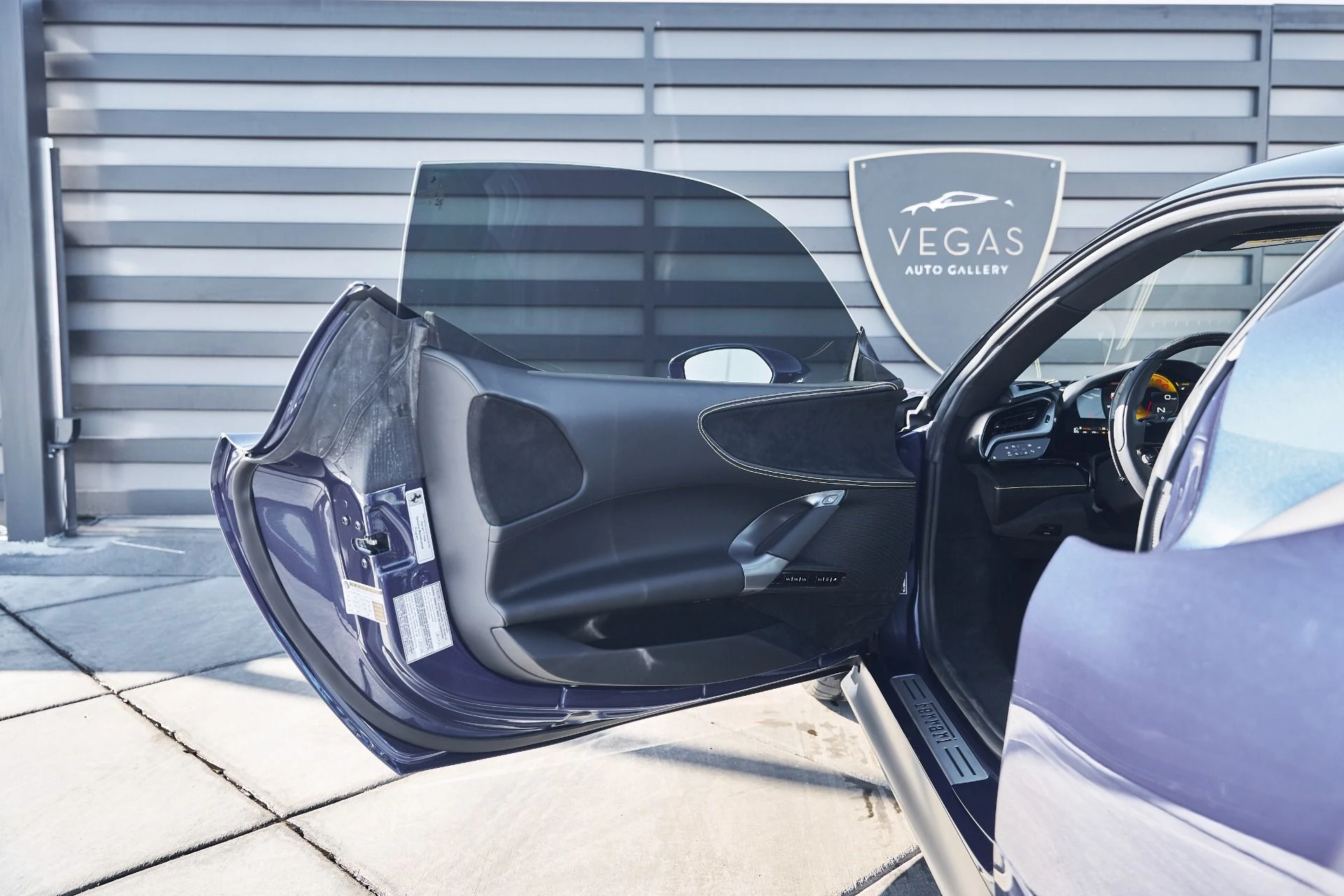 mph024_1804359899_Used_2023_Ferrari_SF_90_Stradale_1769909117_3ca7681b8e