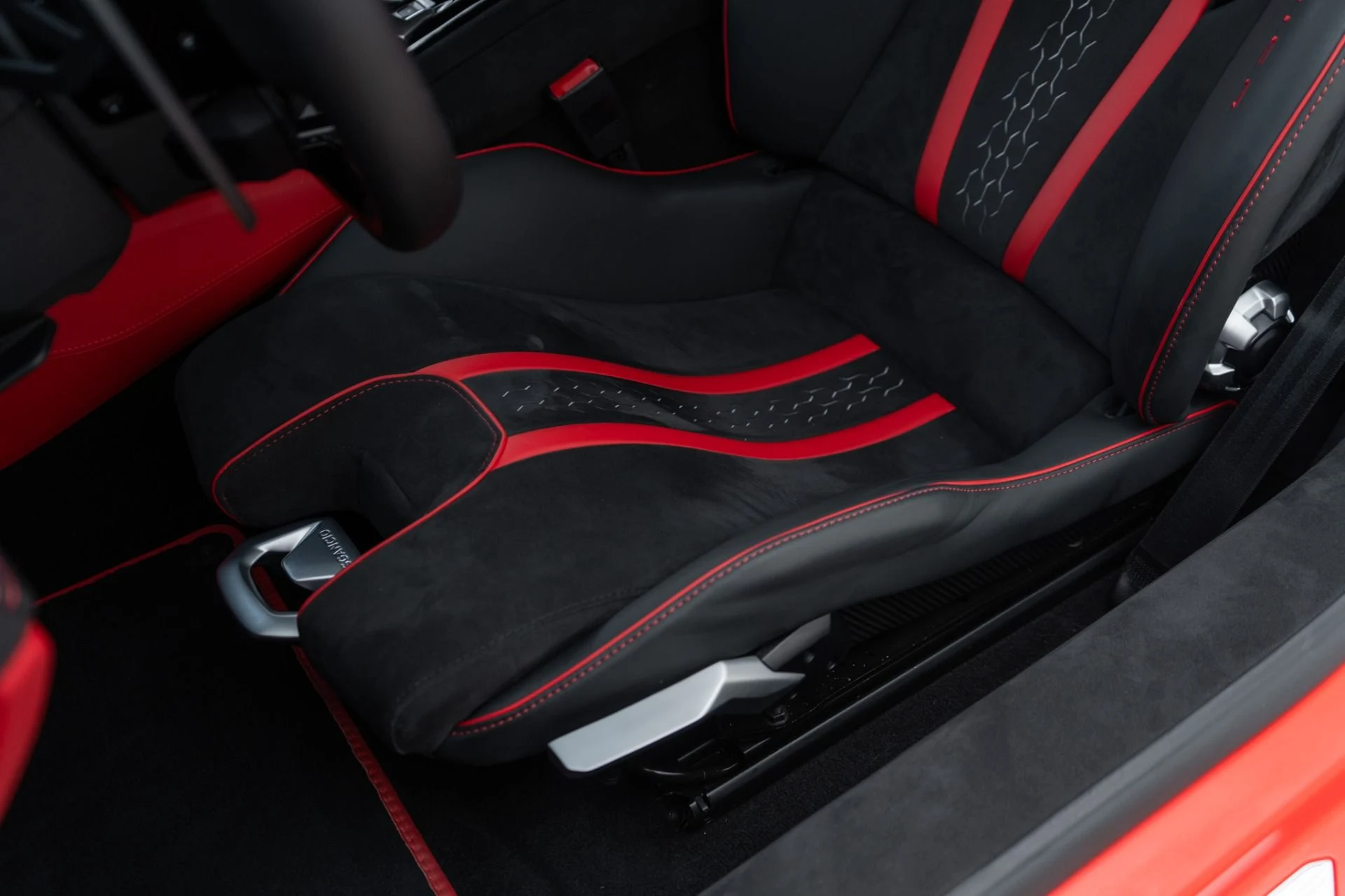 mph024_1804615135_Used_2023_Lamborghini_Huracan_Tecnica_1776704544_b72d5b160f