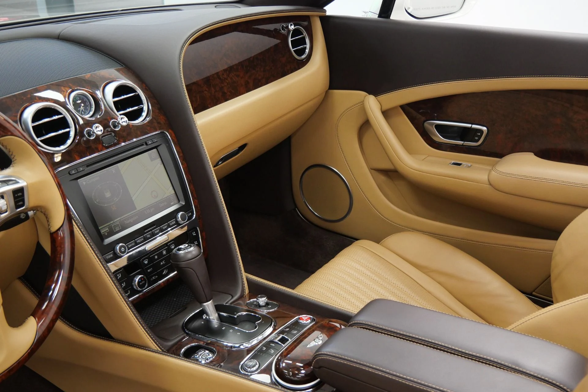 mph024_1814167589_Used_2018_Bentley_Continental_GTC_W12_Extended_Burl_Veneers_Low_Miles_1781289953_f77aec3657