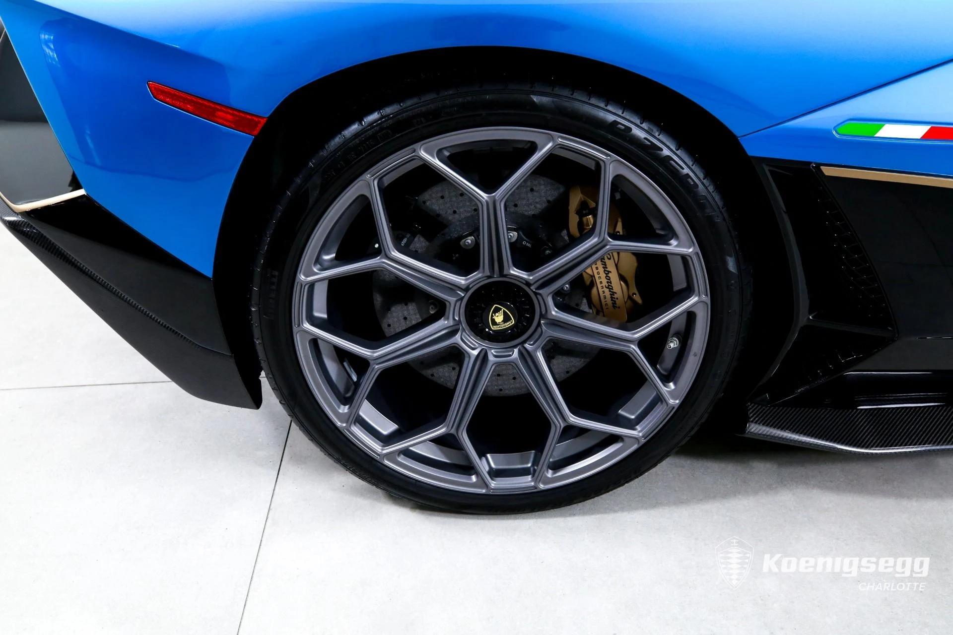 mph024_1833970154_Used_2022_Lamborghini_Aventador_LP_780_4_Ultimae_1774640030_cdb3767250
