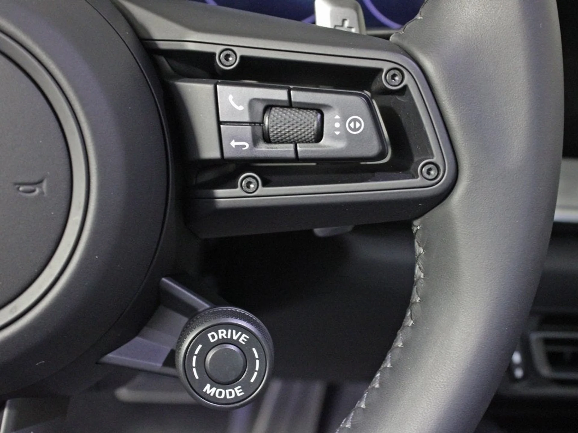 mph024_1839361268_25_0240094a77