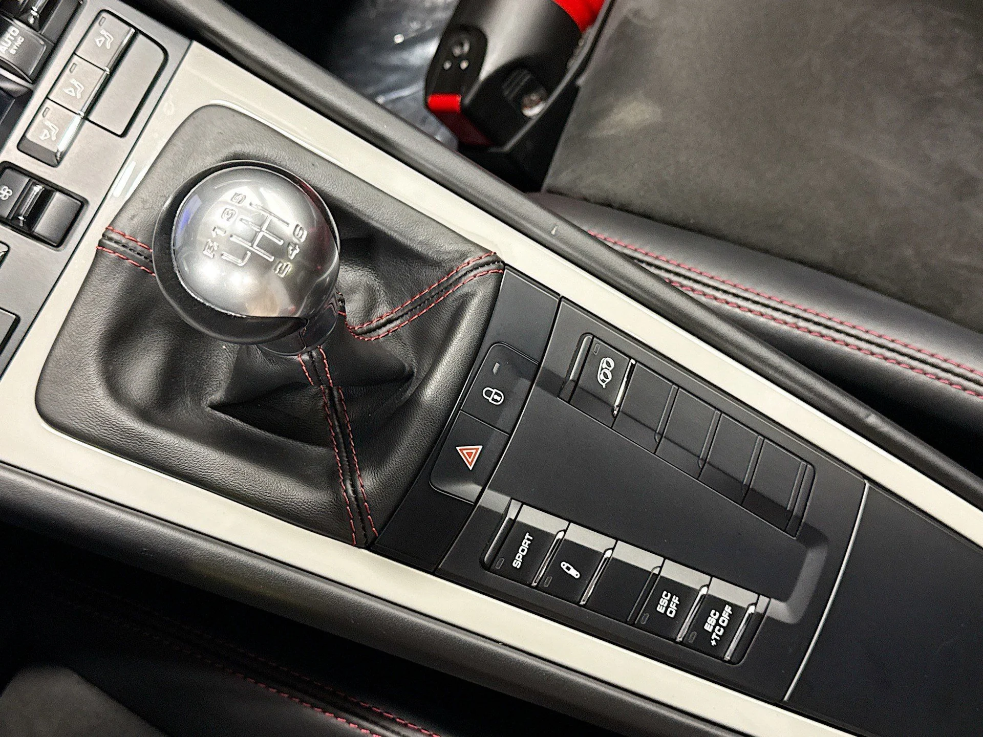 mph024_1844567365_03bba7baded9abb124dacda8695d65e8_713564f59b