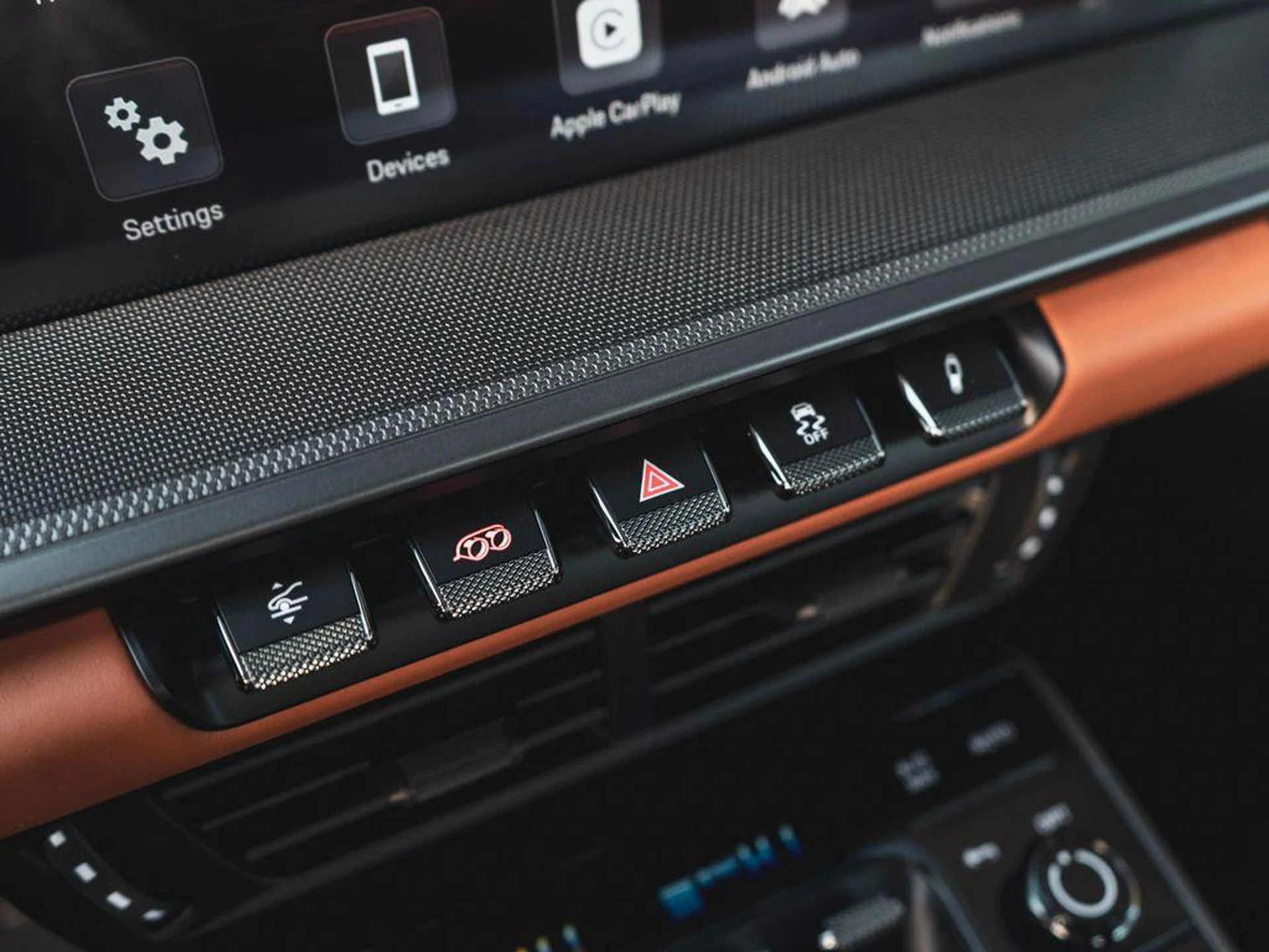 mph024_184494212_z4119reb99_A1_A_q_V_Gd_U_If_XWW_Oxo_57e5579f28