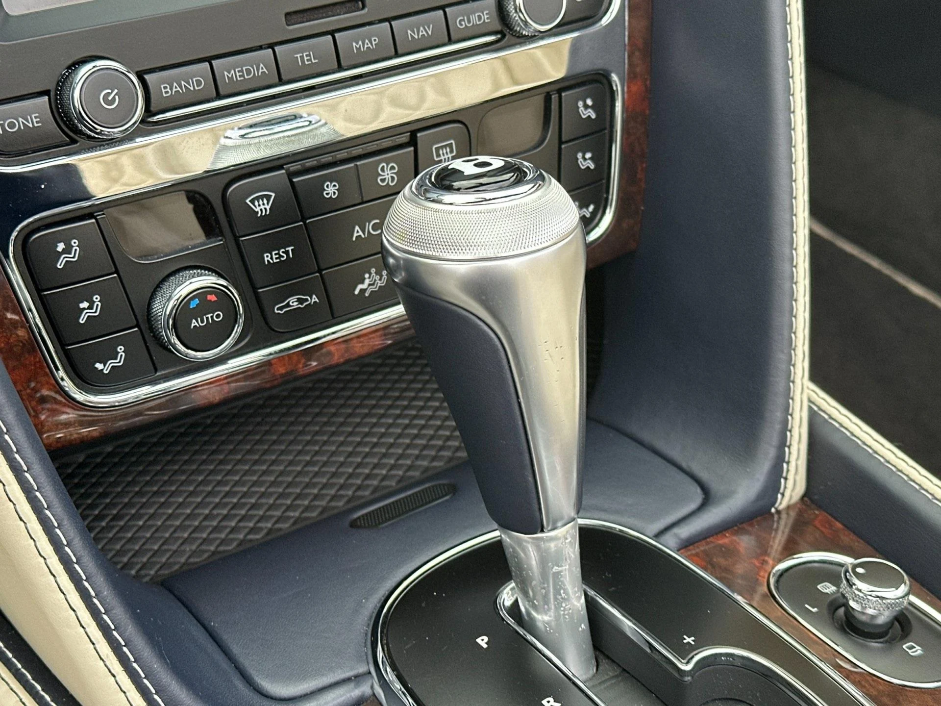 mph024_1846782351_Used_2017_Bentley_Continental_GT_V8_1767193813_d817b1c055