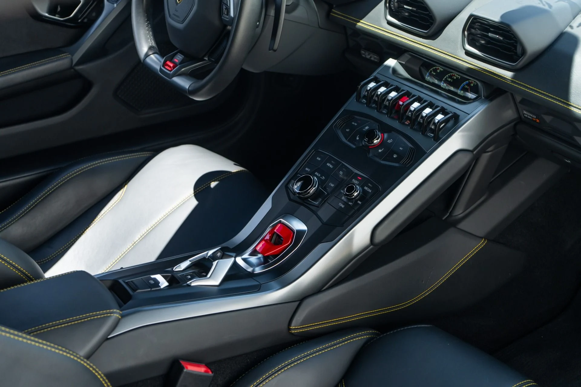 mph024_1853611756_Used_2015_Lamborghini_Huracan_LP_610_4_1779833473_f6c828c9f9