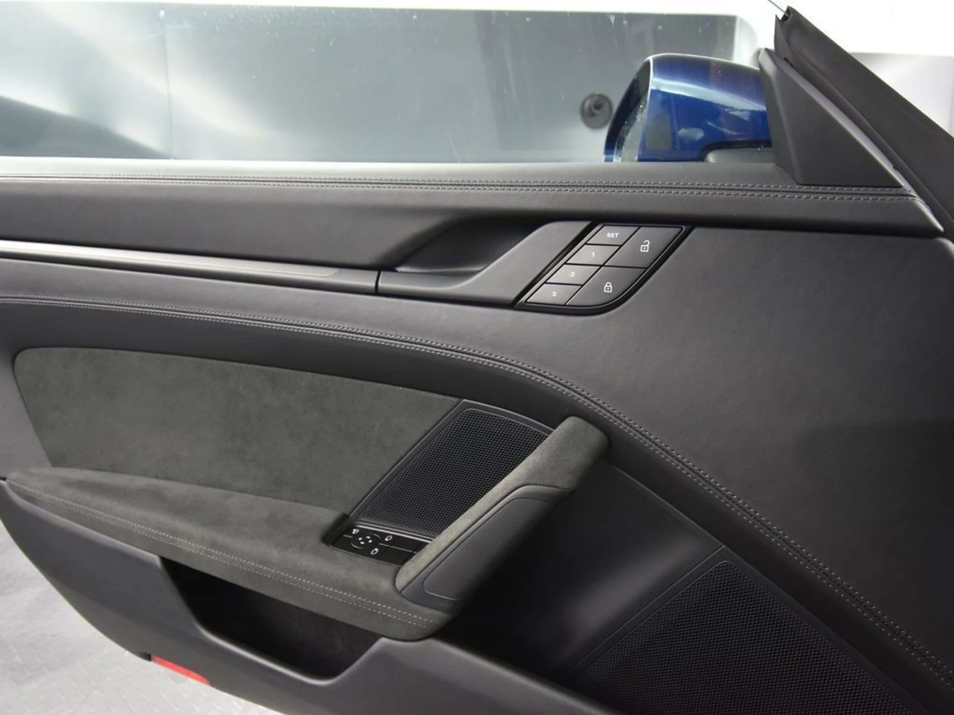 mph024_1855331663_ebea7c5b90a3da4568af69082ca85b64x_43e654a93e