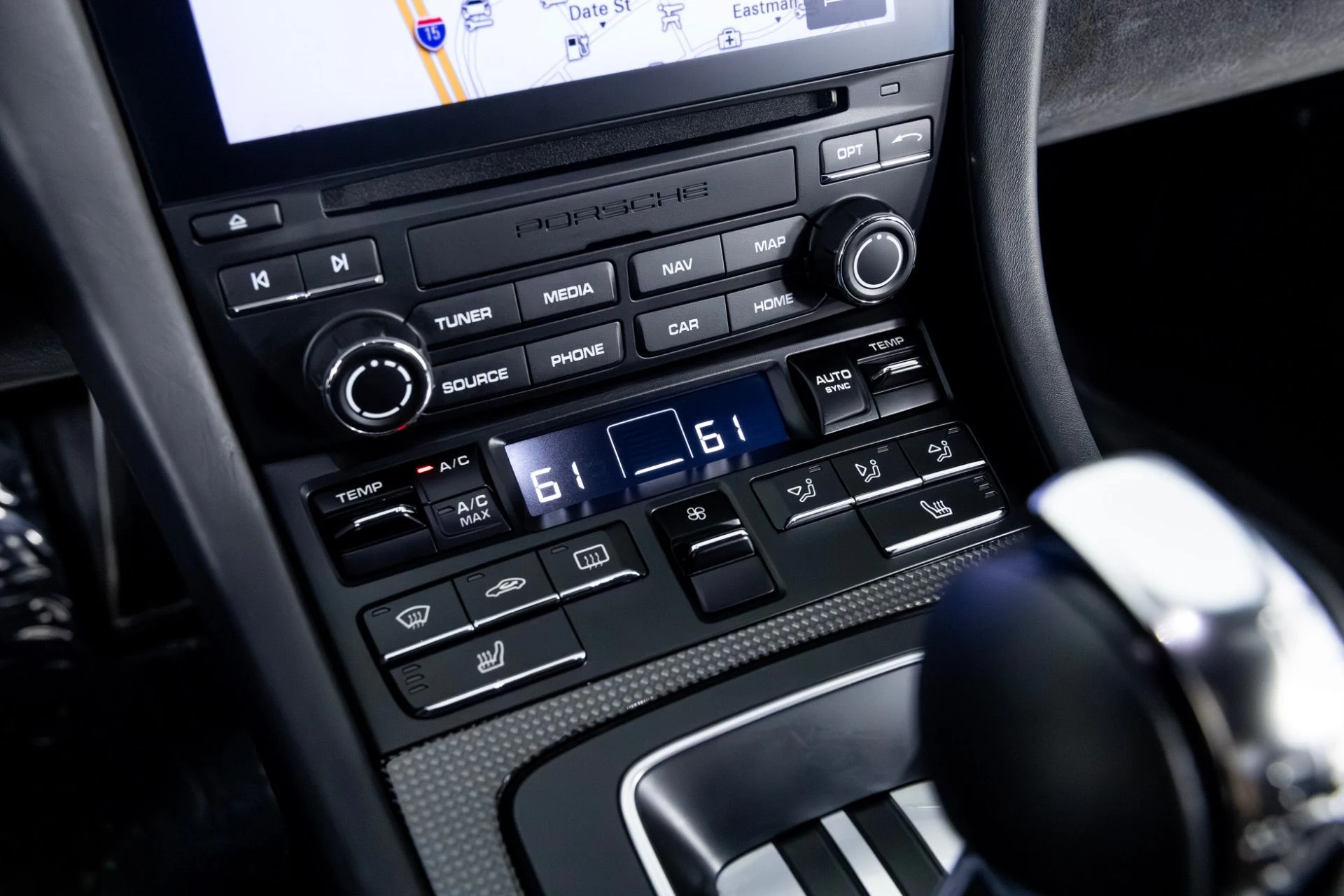 mph024_1858704895_Used_2018_Porsche_911_GT_2_RS_1766512611_d81ab9ca88