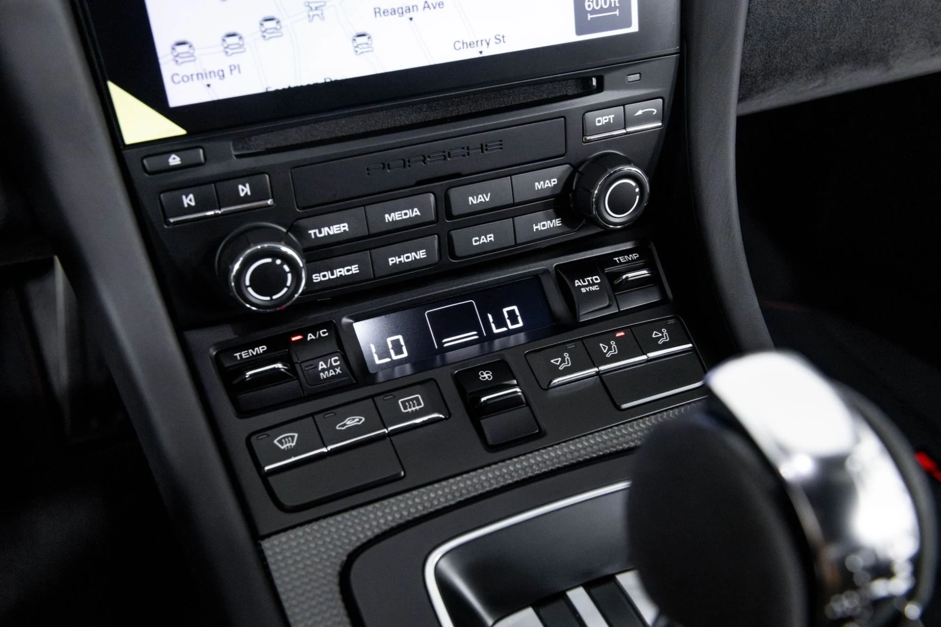 mph024_1860942784_Used_2019_Porsche_911_GT_2_RS_1761868476_a781a8ed92