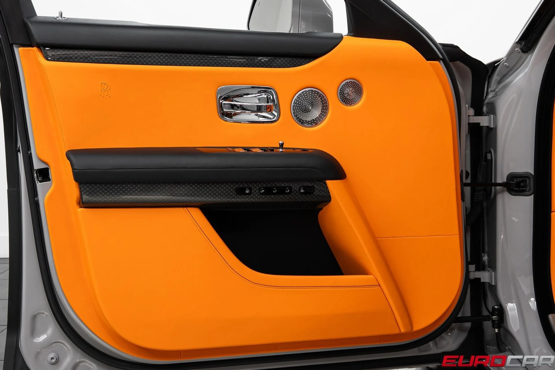 mph024_1862539339_image_25_22b0cabc9e