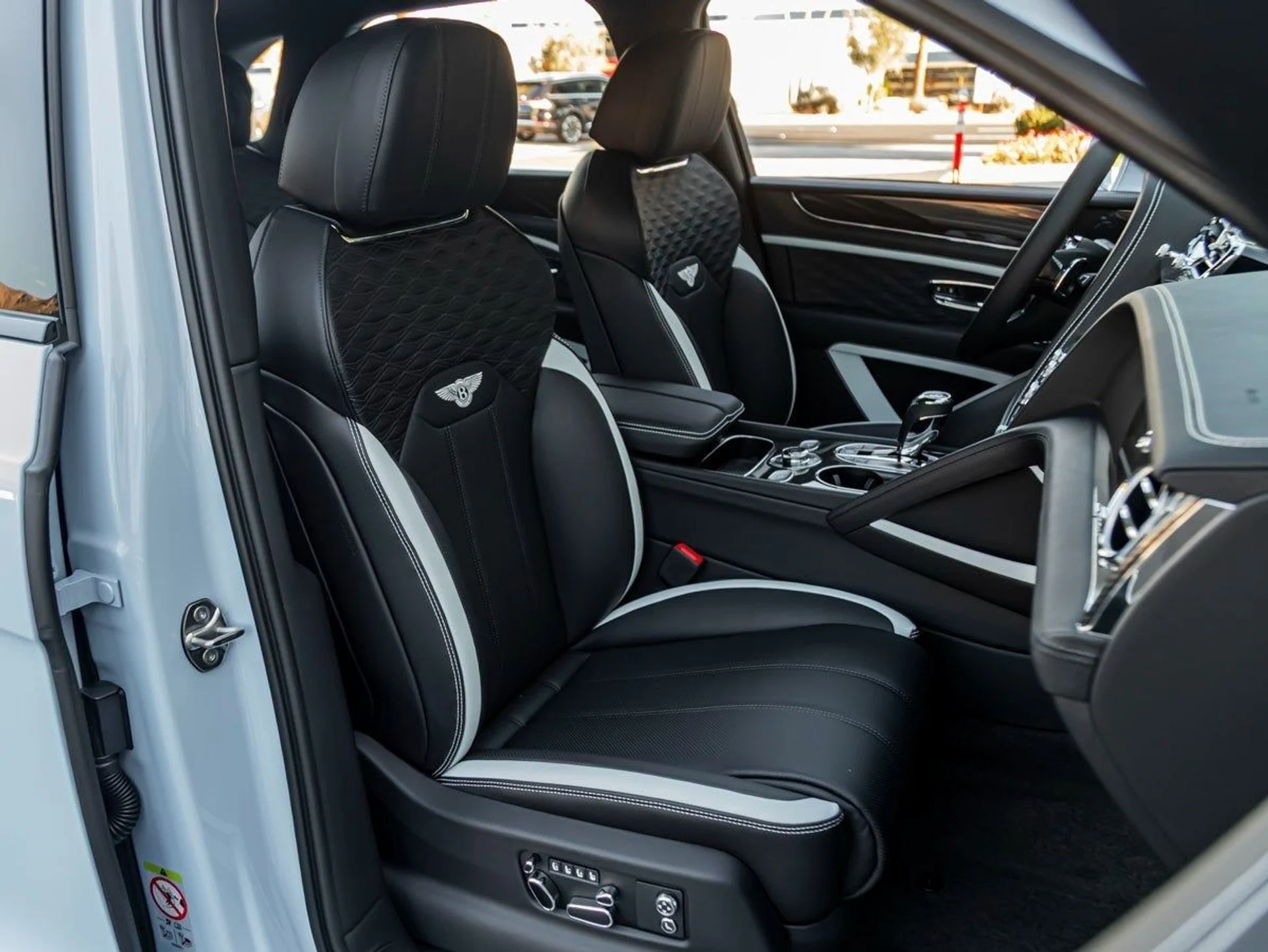 mph024_1865363179_25_0e3b70c174