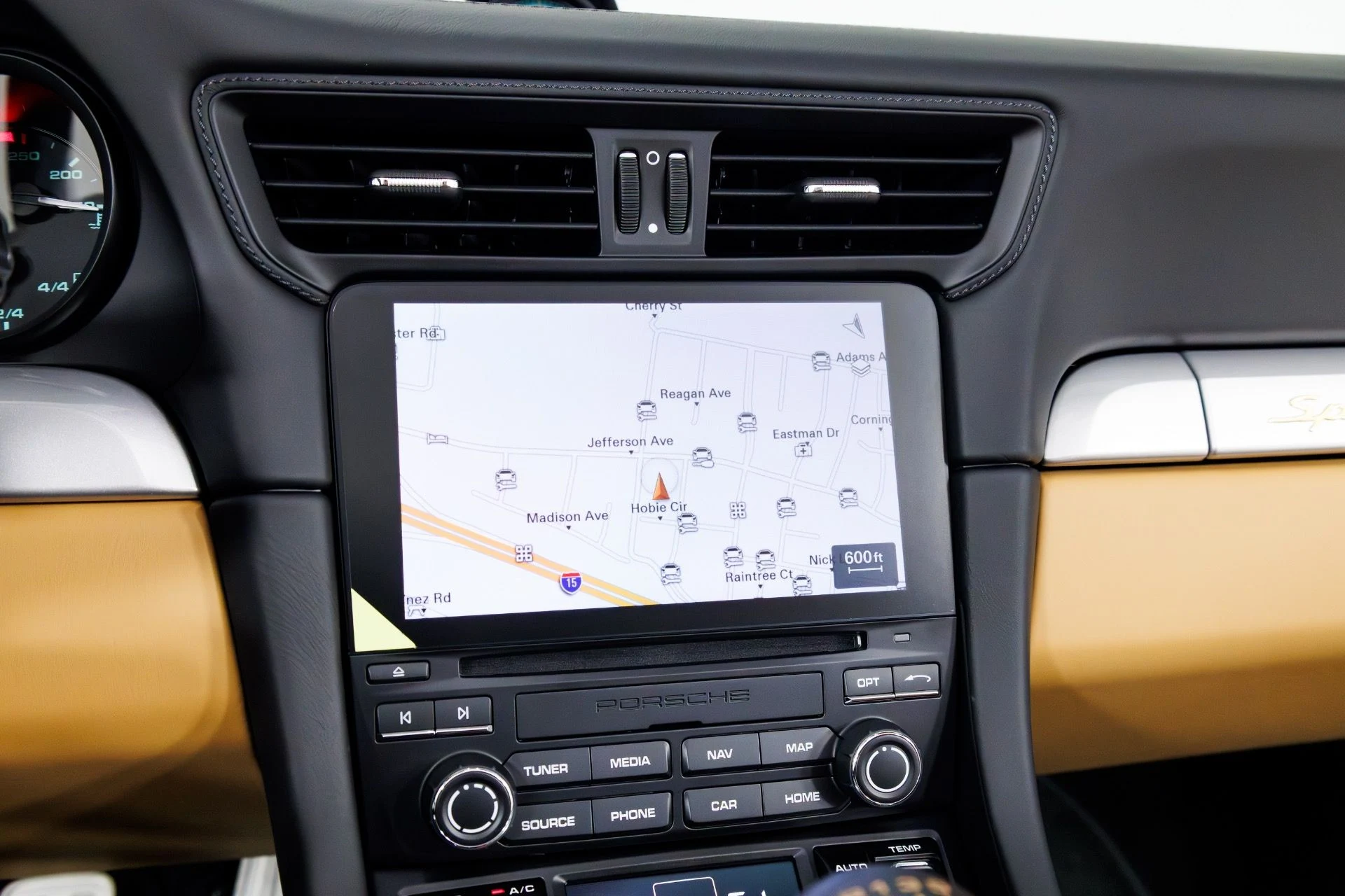 mph024_1867648876_Used_2019_Porsche_911_Speedster_1770313310_316e9ddaef