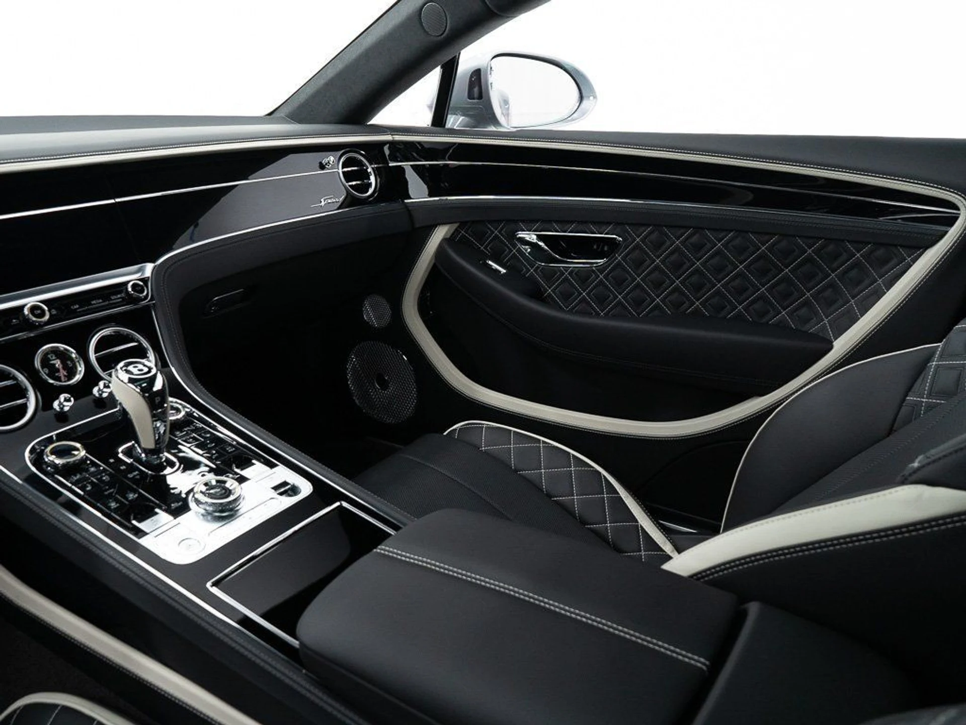 mph024_1881338485_95a65064a84c0e4028f647b2c86ca488_5d014cd820