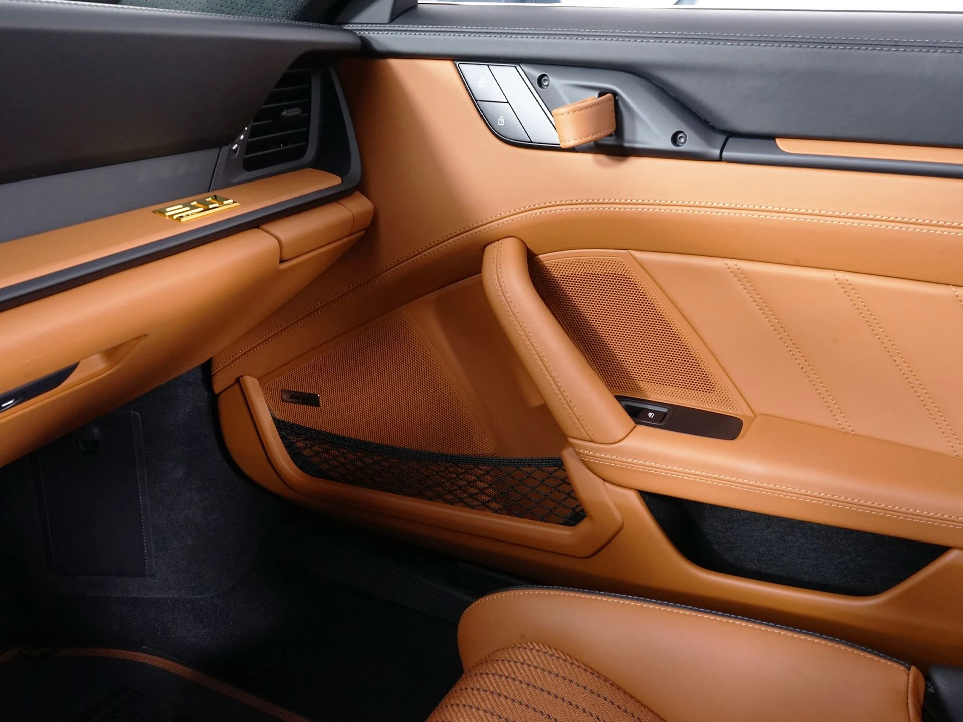 mph024_1884099437_1173a5f00947d7491a5badb34d34d100x_9c879b8a2c