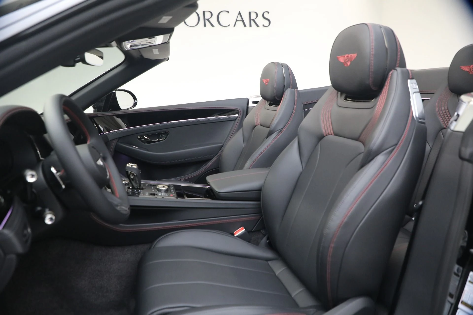 mph024_1886331243_New_2026_Bentley_Continental_GTC_S_1781378108_1b2be83b2f