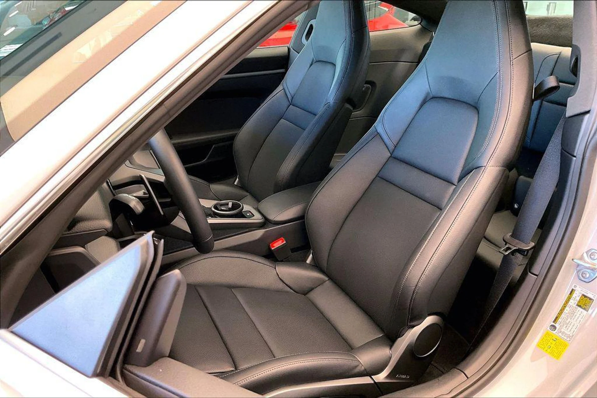 mph024_1889122345_Bmr_Zz_Ew048_xw_ZOV_Pg8c8x_GO_Yk_65f623b3b3