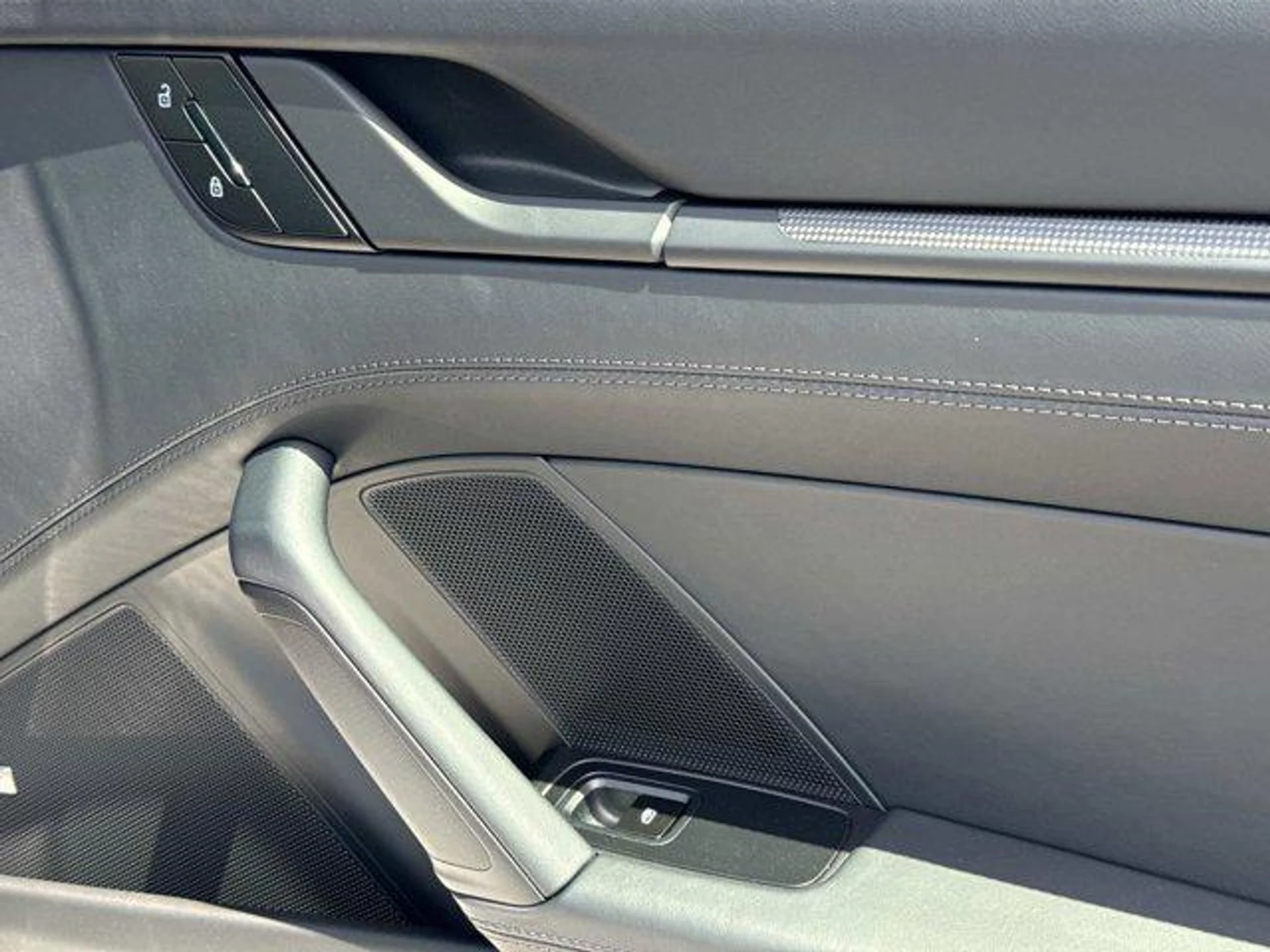 mph024_1890846027_4b_X_Lhc_L4_Njo9e_Yu3r_Mj5_UB_Dk_SX_4_3b6f9dbfdb