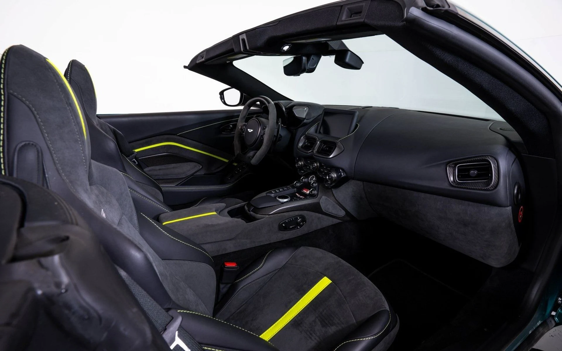 mph024_1894961306_a082b910177f2bb0630a84d8d1df36e4x_5068350bc4