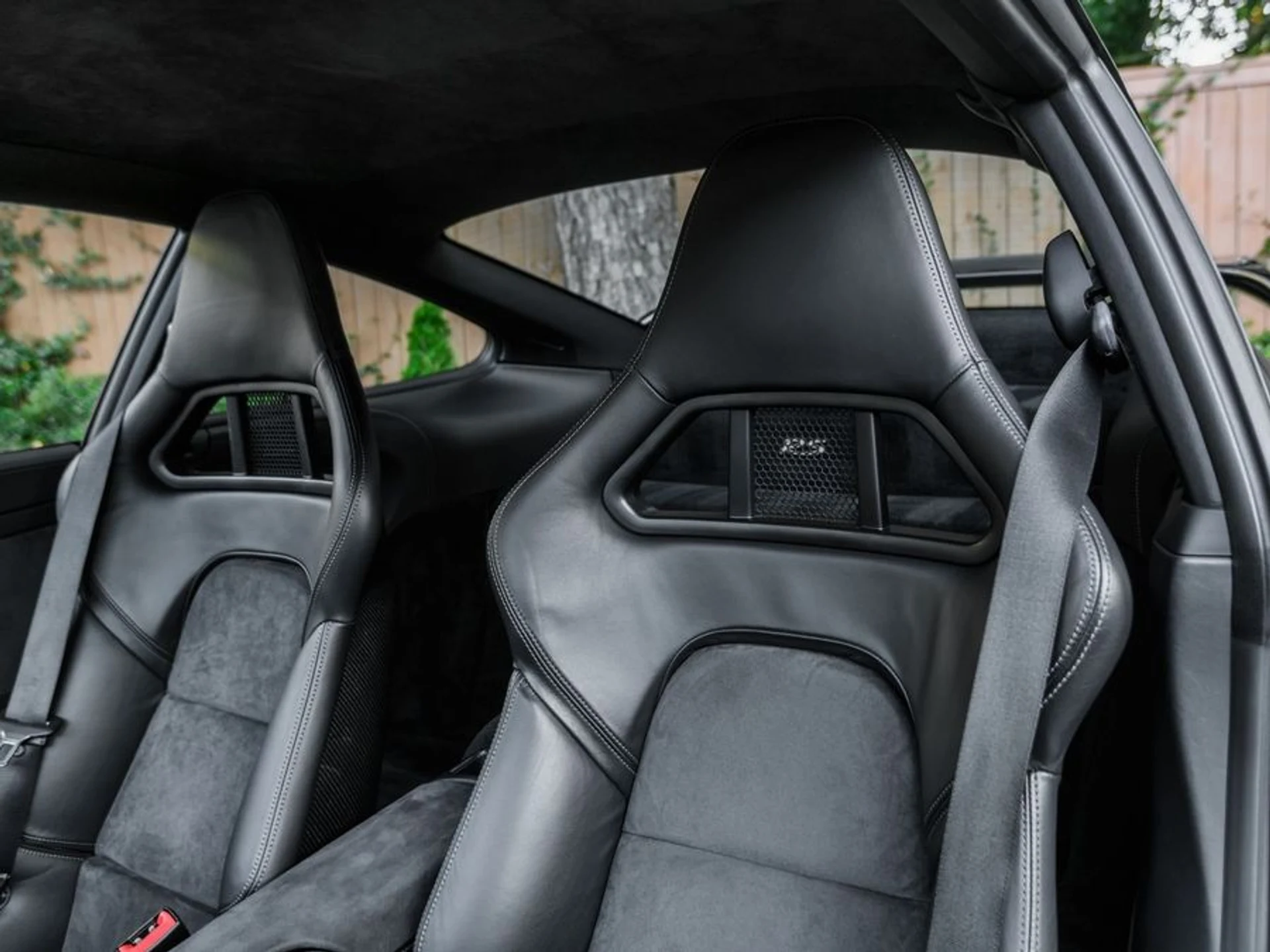 mph024_1903502601_73144010_29ab_4aae_9e94_9a38fb7e536b_a4a4916fcc