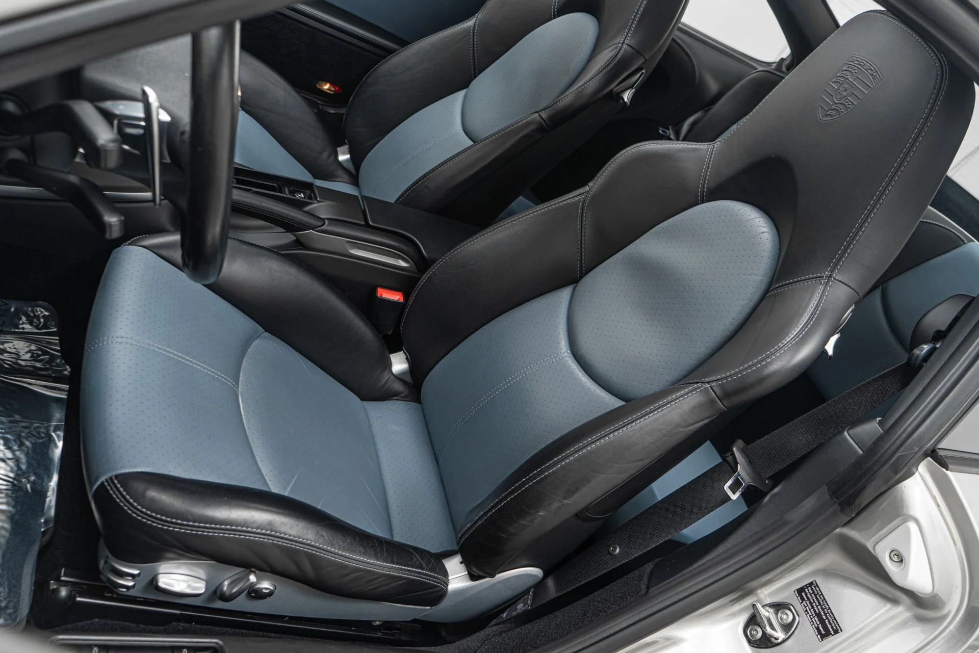 mph024_1904399143_Used_2012_Porsche_911_Turbo_S_1757347118_1aa482608f