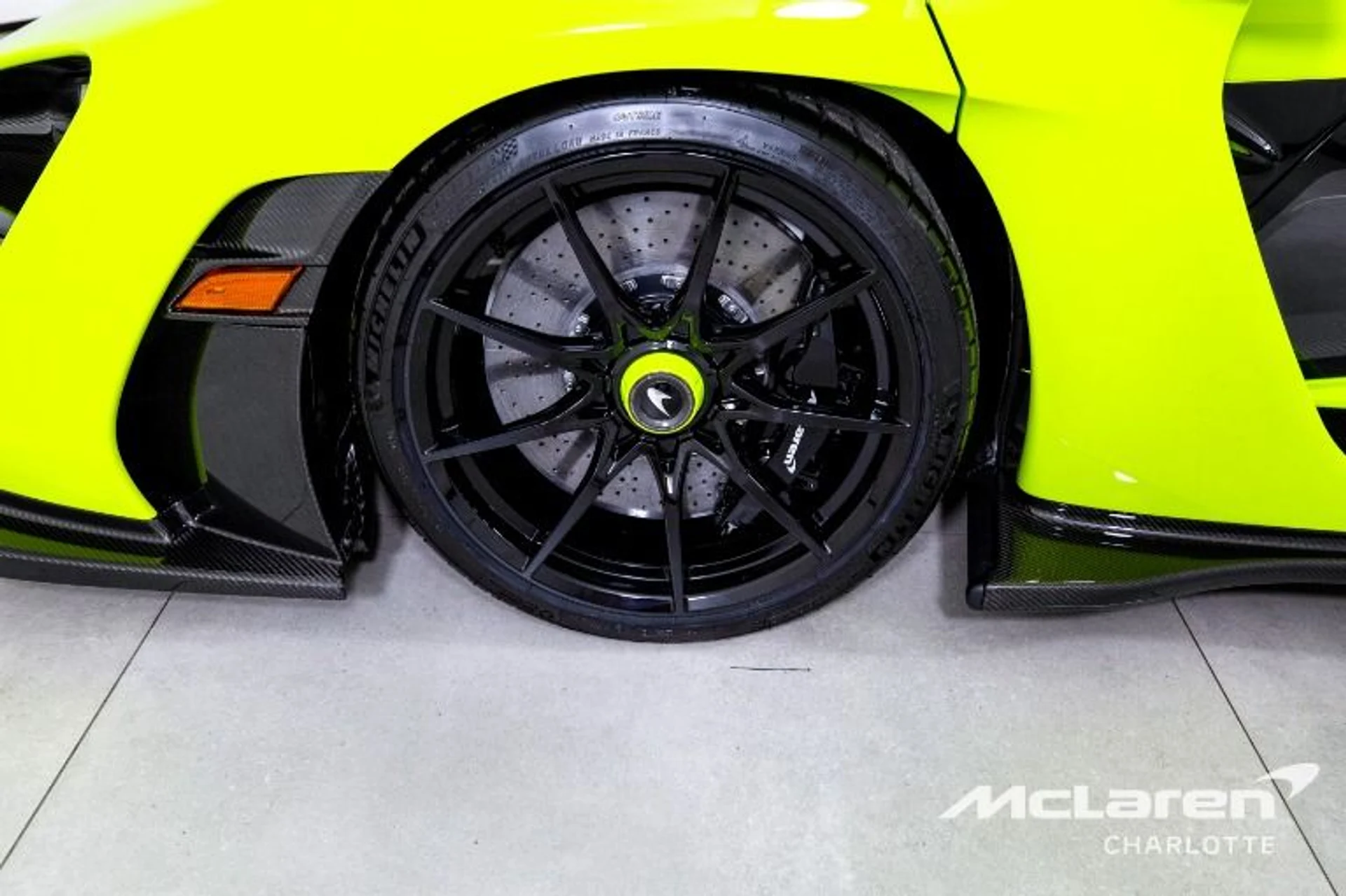 mph024_1904554922_Used_2019_Mc_Laren_Senna_aa6edee9c2