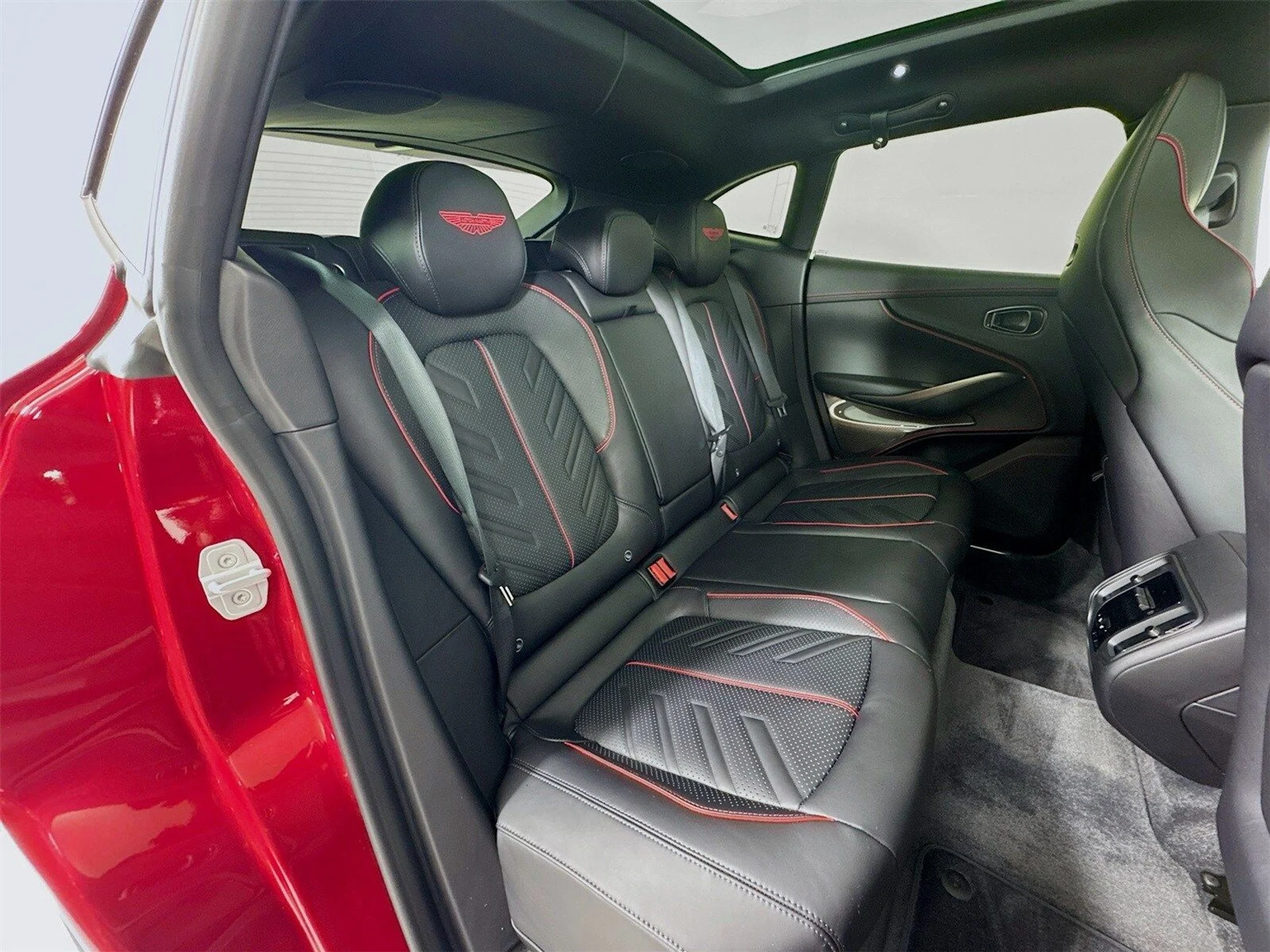 mph024_1916779047_7eb6dd1eddab43025f72478be24952efx_0864666613