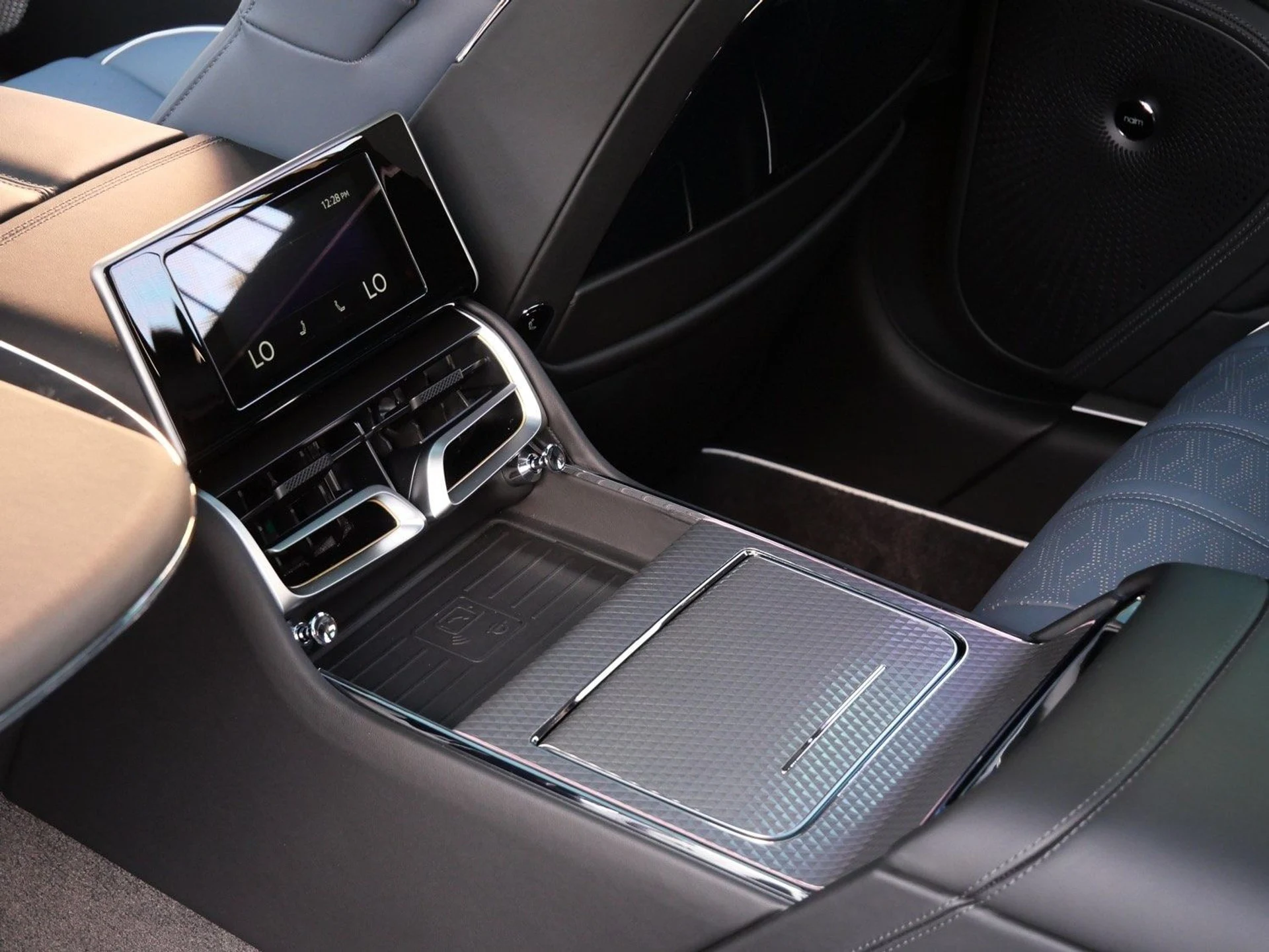 mph024_1920614769_3c9113eefad1852c0a96ecc94ddae9cdx_a79a12dd8d