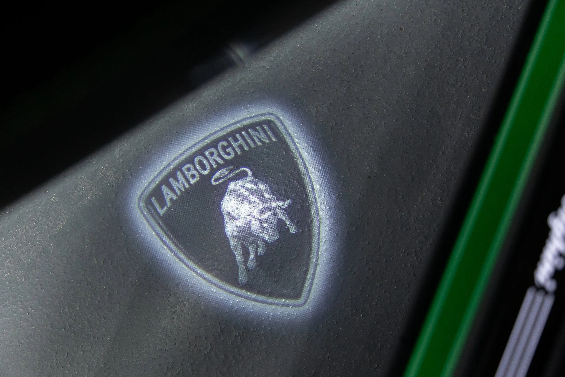 mph024_1923797819_f9ce1893ce0f4b56b87e05a901a7cdfdx_657bc3a814