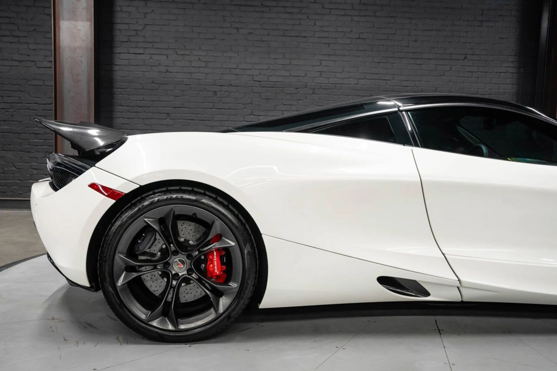 mph024_1924081298_mclaren_720s_2018_3de883d5e1