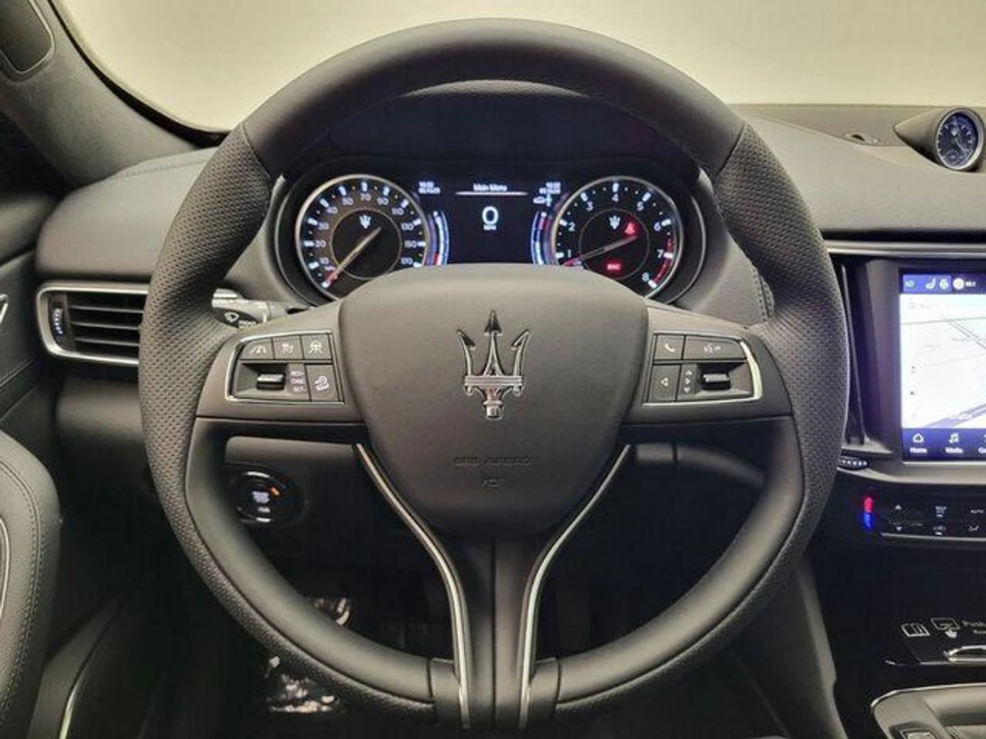 mph024_1943693117_New_2023_Maserati_Levante_GT_1753160539_24c2c23b8d