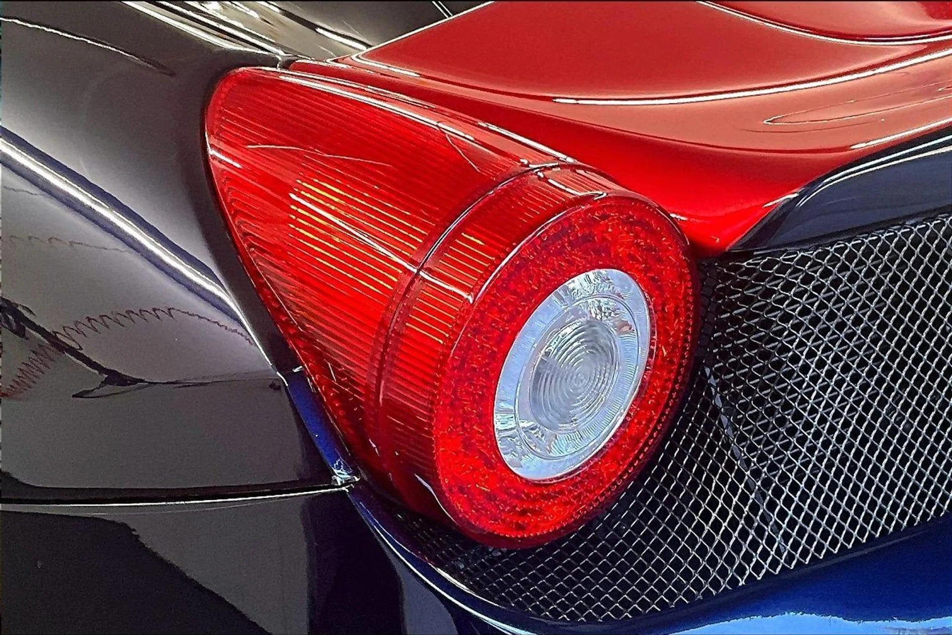 mph024_1950159293_93ab50fd7d224c2fbb33a0f369999e60_ac42f60d22