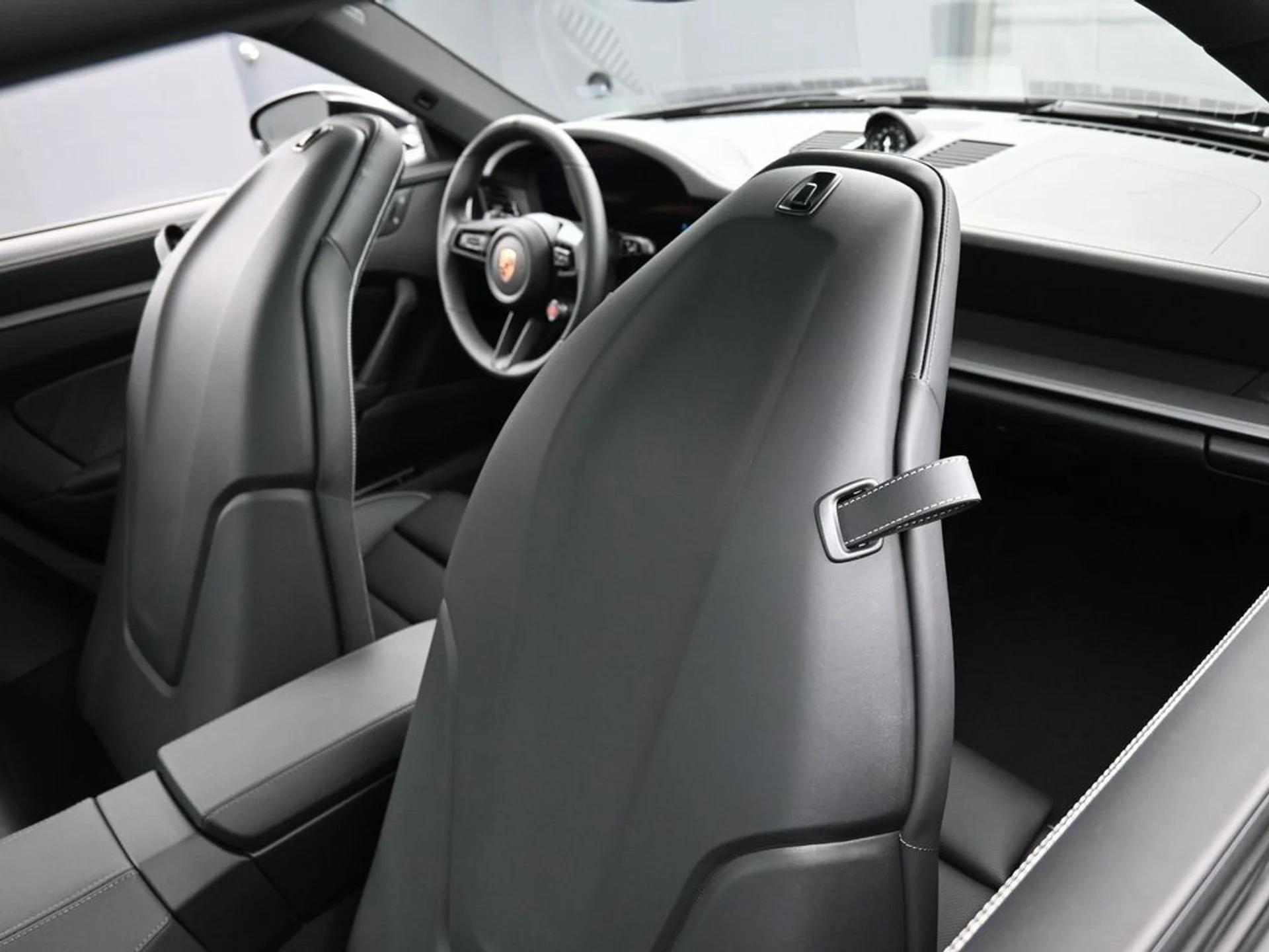 mph024_1951790490_b172e5a5ecc1dd375dd4217e37b64514_10d8ab5734