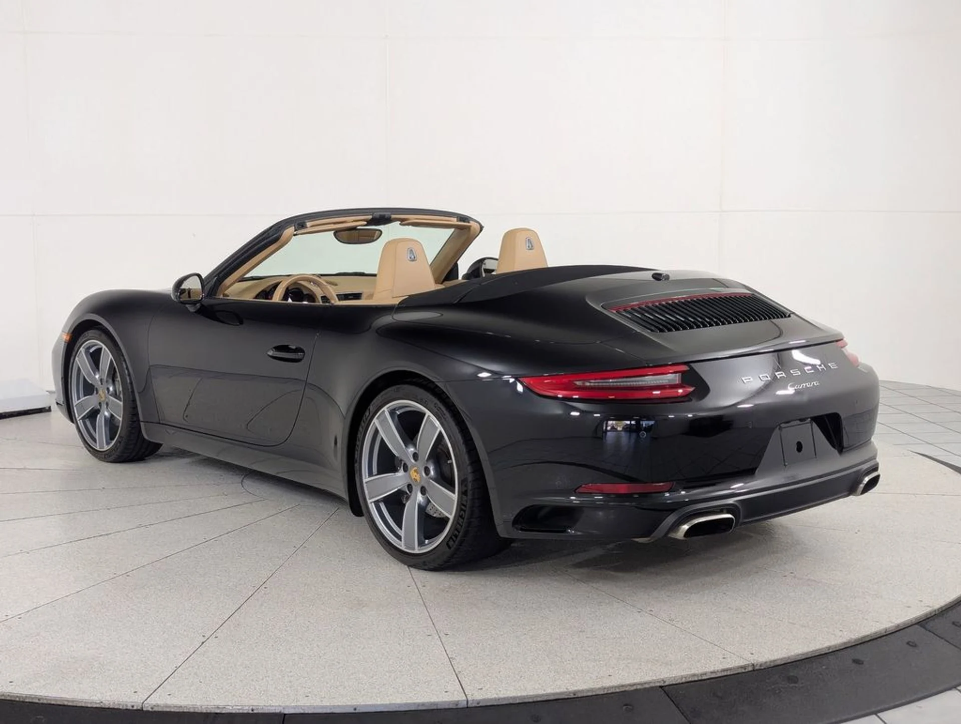 mph024_1958667577_91aa4e0407c6dd195325eaac4c4139fcx_779cad4042