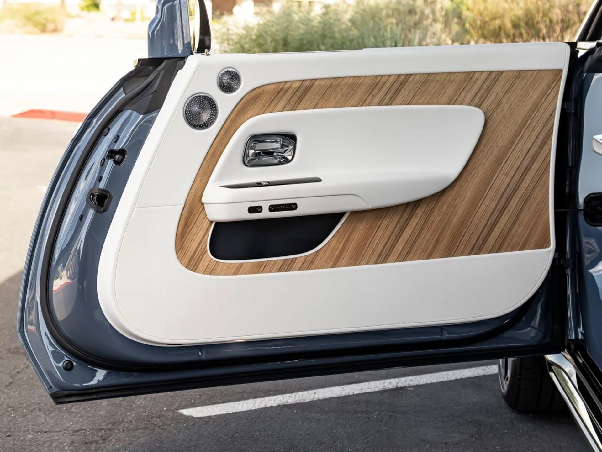 mph024_196464143_25_851dd81278