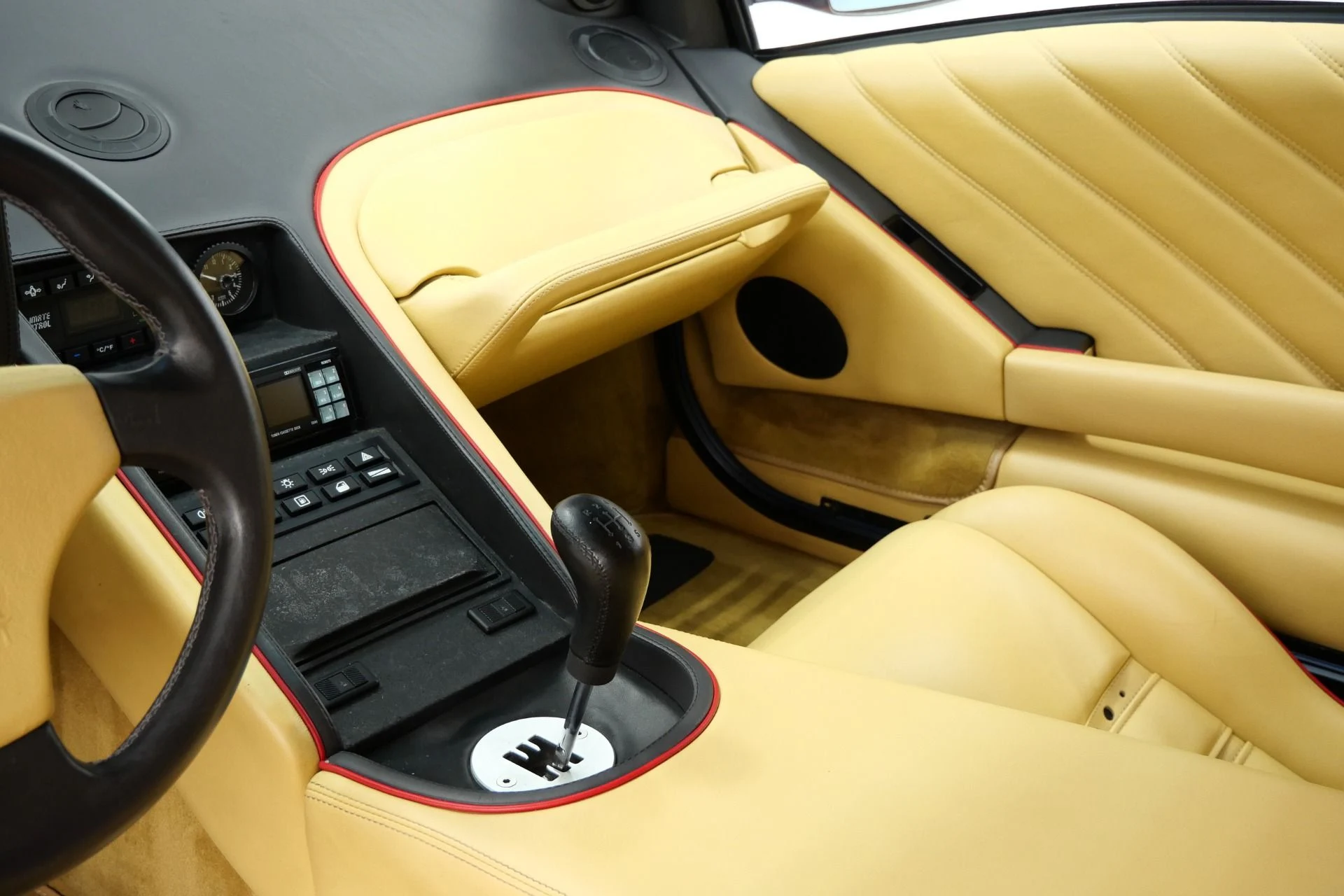 mph024_1967818768_Used_1991_Lamborghini_Diablo_Extremely_Low_Miles_Collector_Grade_1787850744_9911980c40