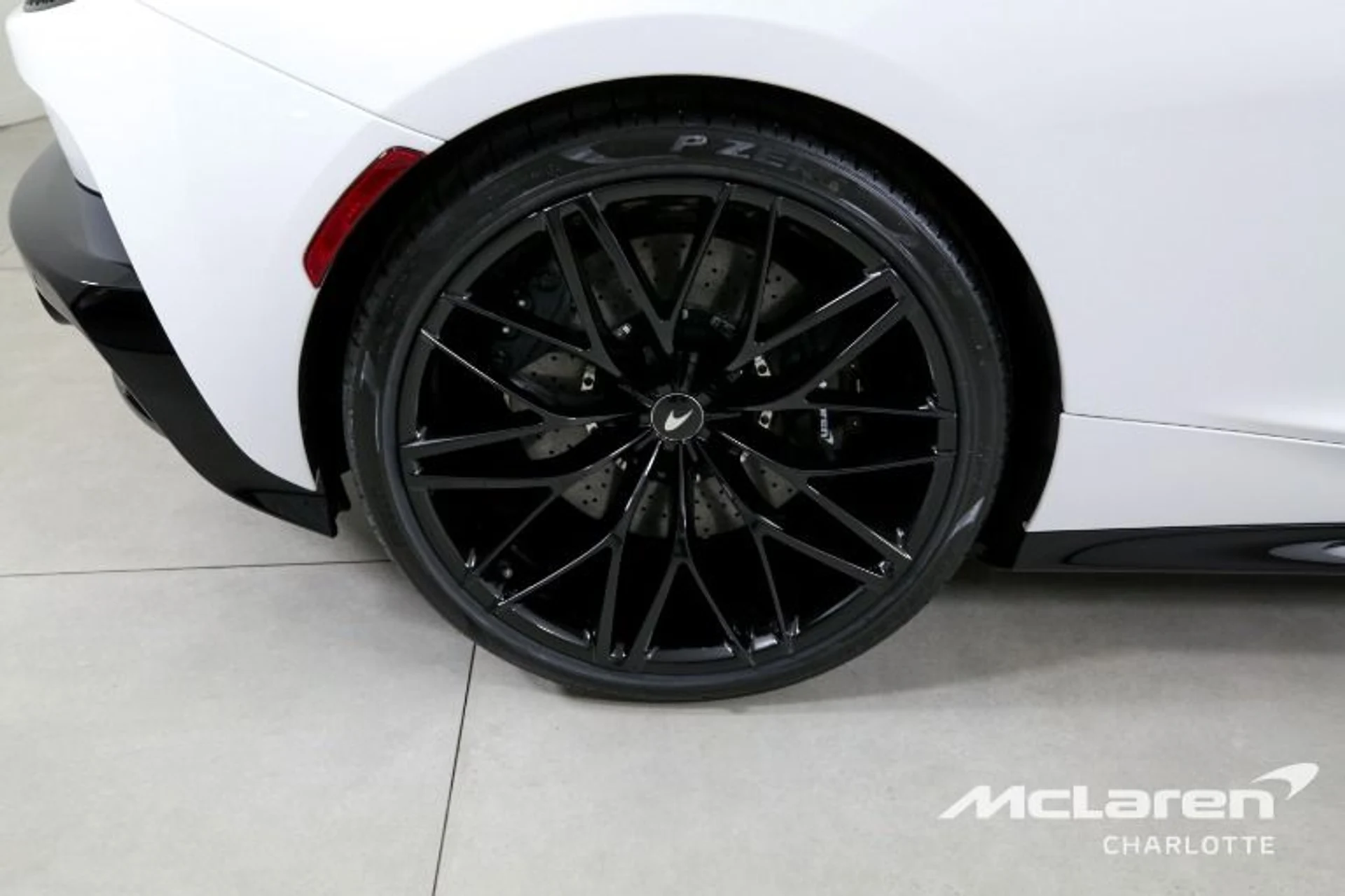 mph024_1969302518_Used_2025_Mc_Laren_GTS_295a557152