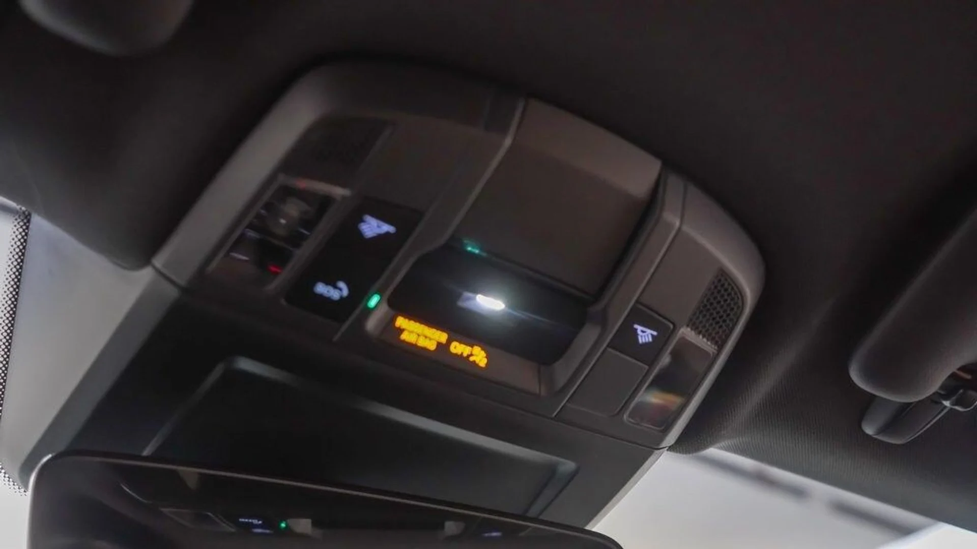 mph024_1981663039_3413dd36eca2065b248f277cdb0e9aa2x_cdd7457d22