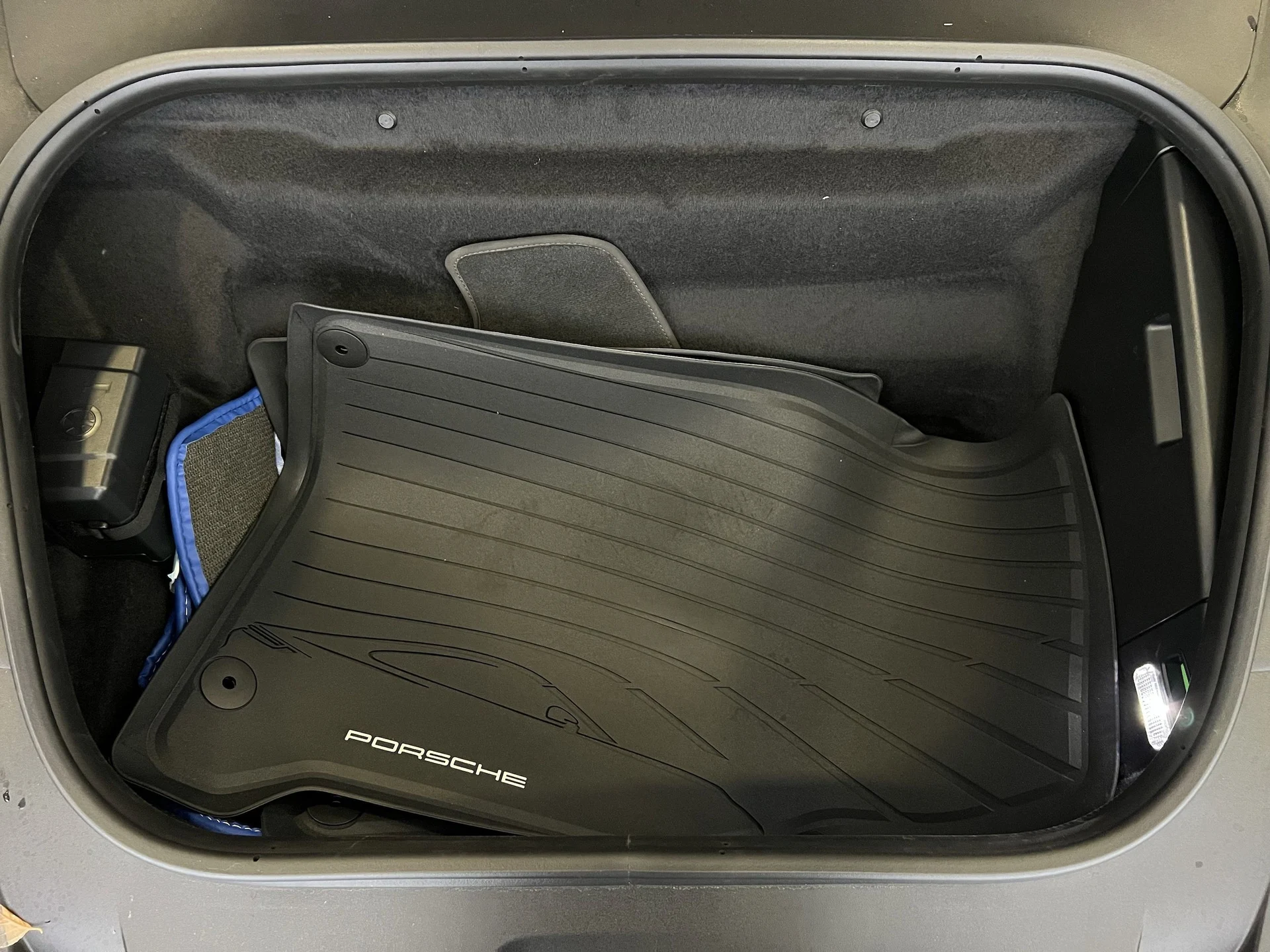 mph024_1981707421_e6e773b23b818f9839ea349020c7a2bex_bb900c1411