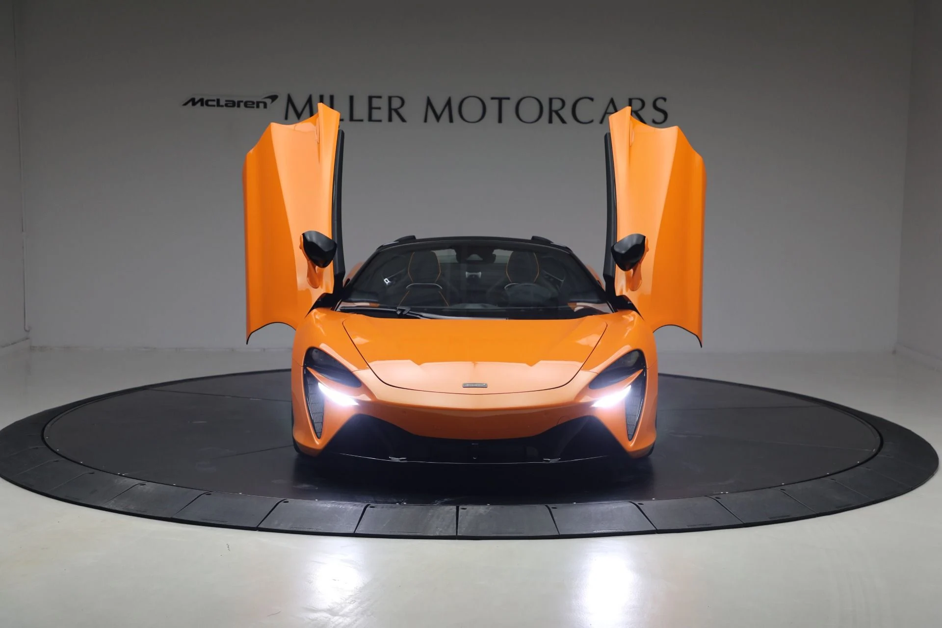 mph024_1989292342_New_2026_Mc_Laren_Artura_Spider_Performance_ea23eb41e6