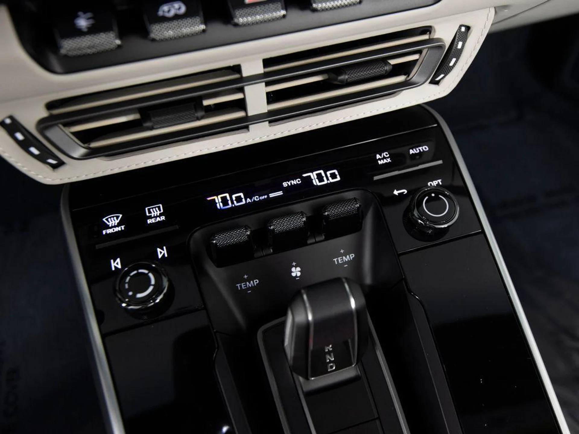 mph024_1989884354_G_Hmevc_MM_Ygt_CF_9yo_C_Pb_Lu_SAFA_0o_0c8058c2ef